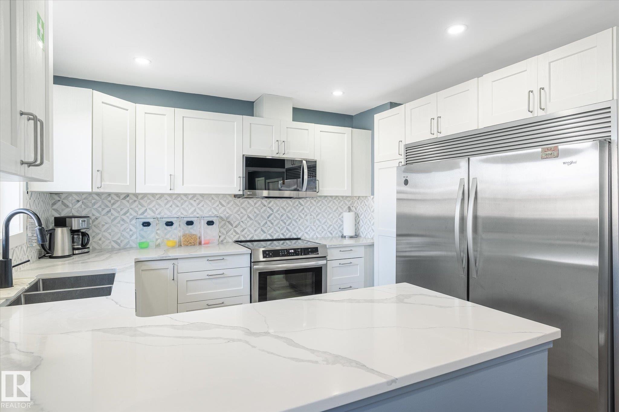 












12707 & 12709 92 Street

,
Edmonton,




AB
T5E 3R3

