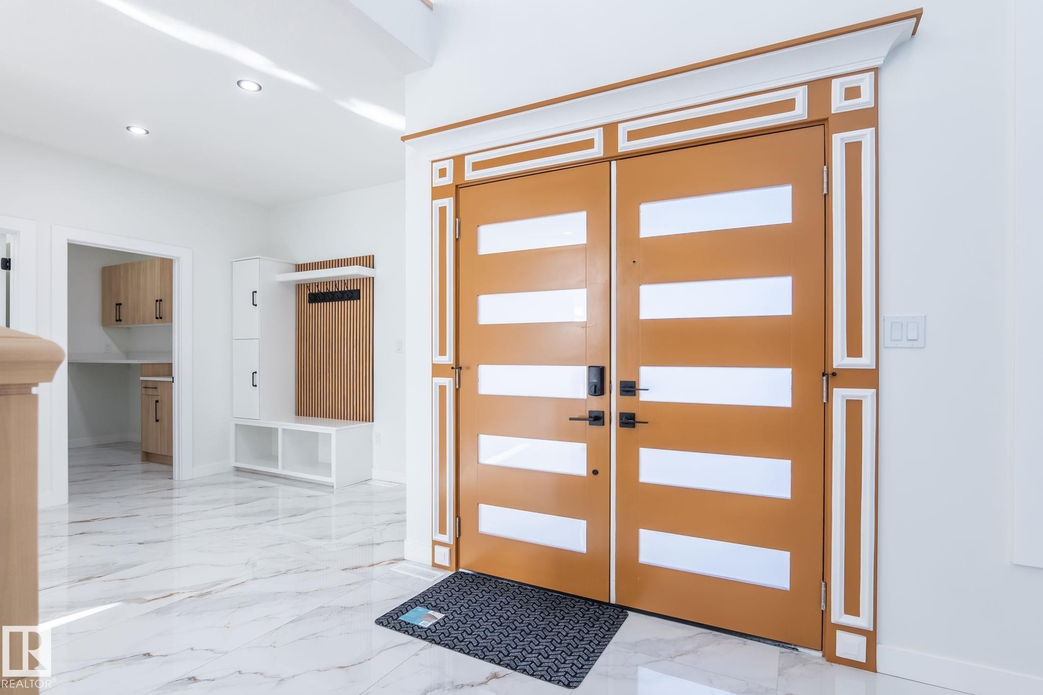 












2003 154 Avenue

,
Edmonton,




AB
T5Y 4H7

