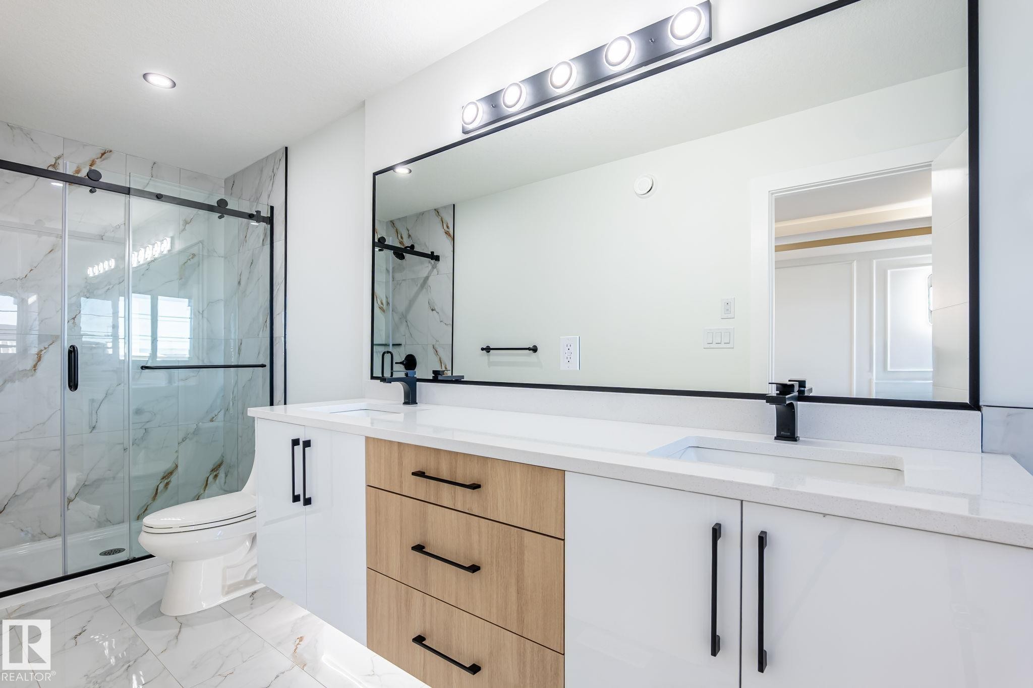 












2003 154 Avenue

,
Edmonton,




AB
T5Y 4H7

