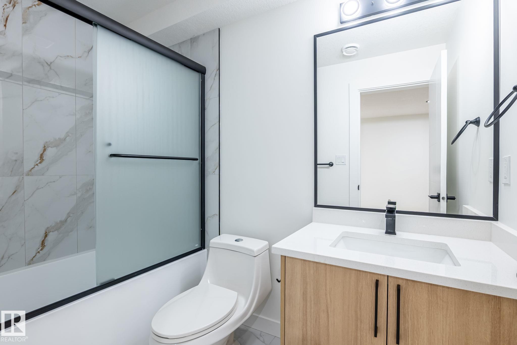 












2003 154 Avenue

,
Edmonton,




AB
T5Y 4H7

