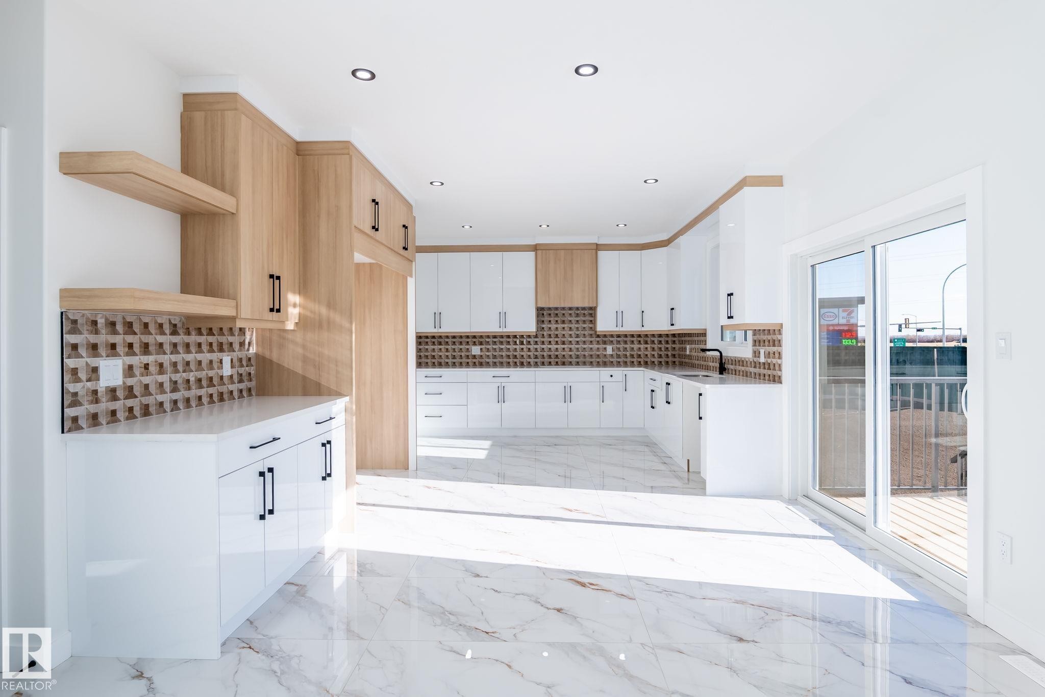 












2003 154 Avenue

,
Edmonton,




AB
T5Y 4H7

