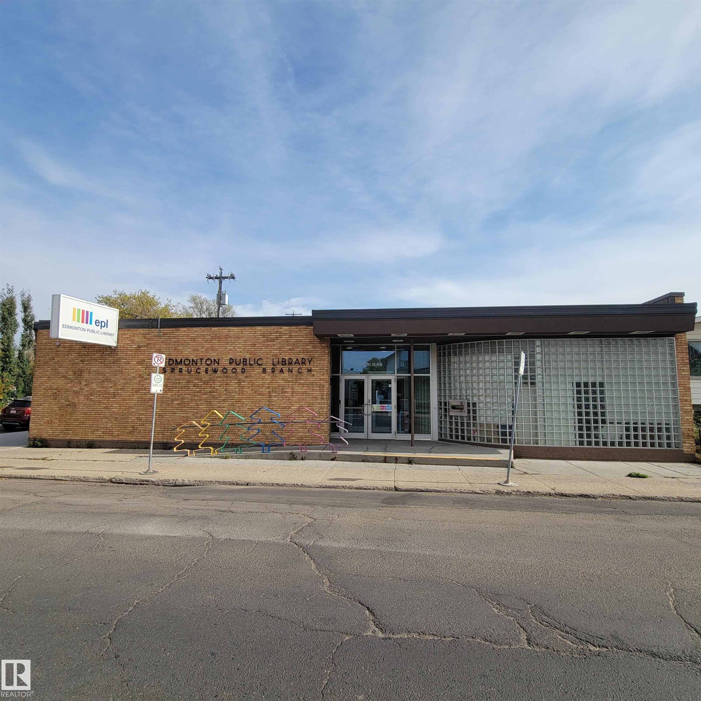 












11545 95 Street

,
Edmonton,




AB
T5G 1L5


