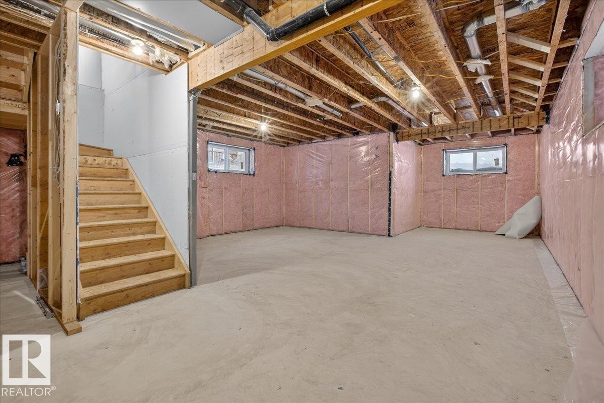 












8450 Mayday Link

,
Edmonton,




AB
T6X 3G1

