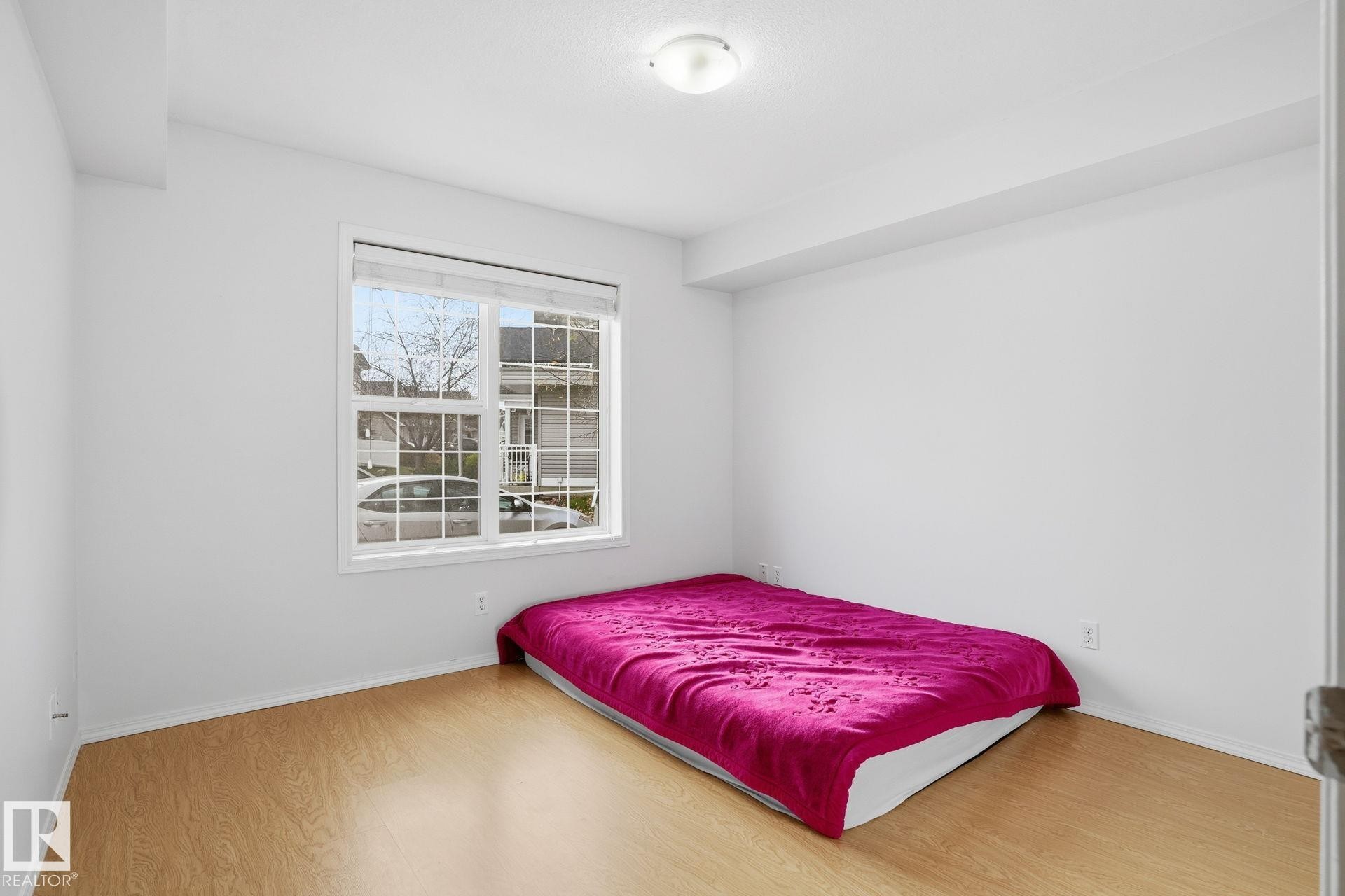 












43 150 EDWARDS Drive

,
Edmonton,




AB
T6X 1M4

