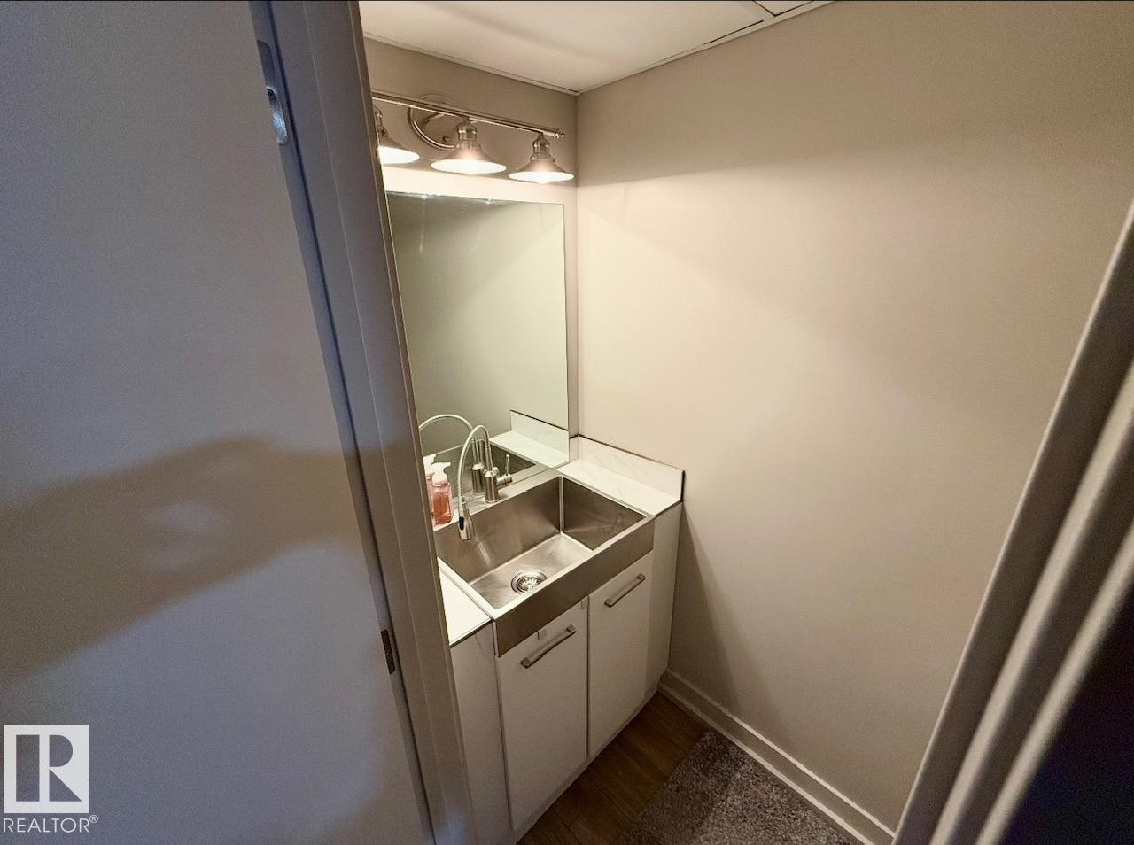 












108 7805 159 Street

,
Edmonton,




AB
T5R 2E1

