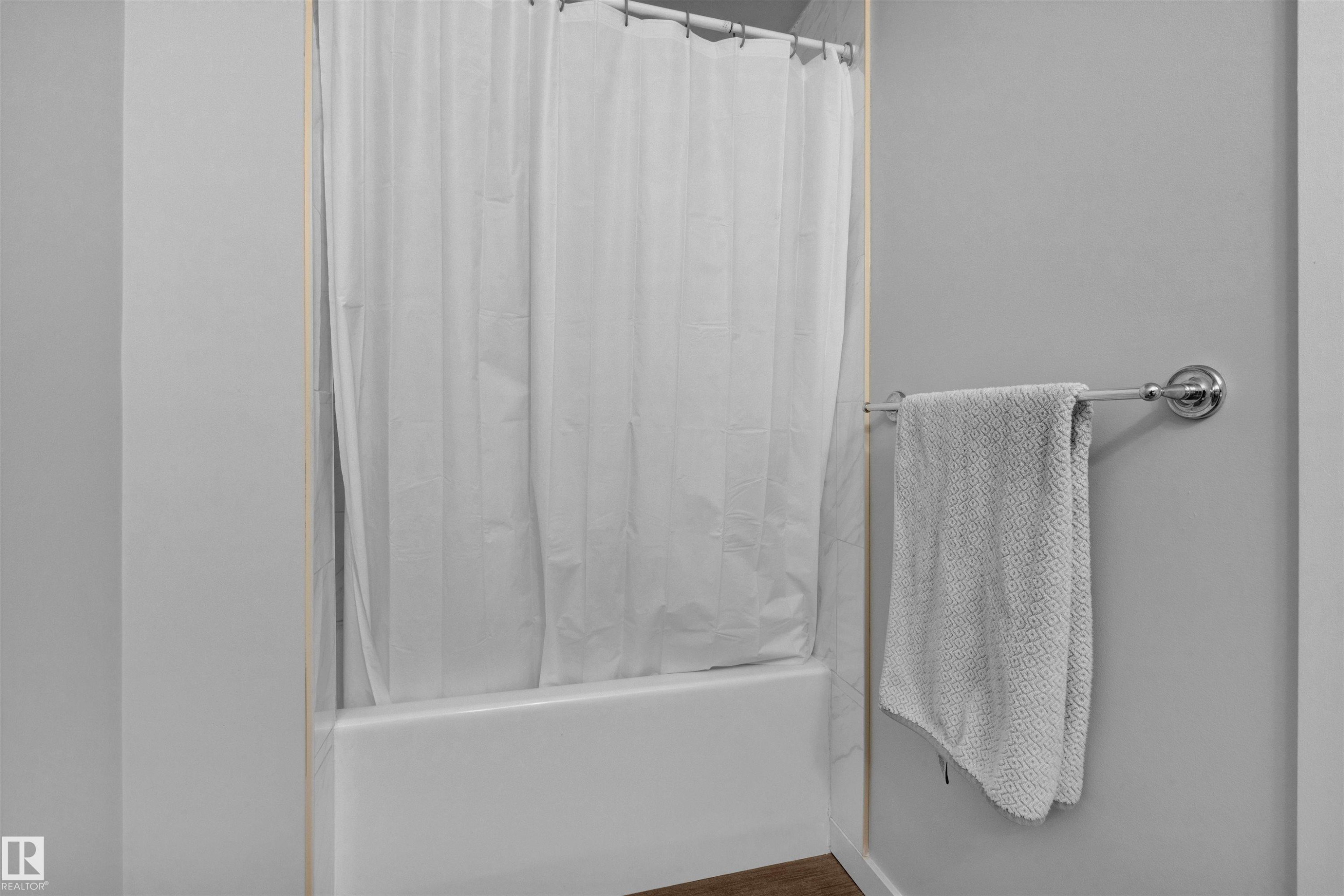 












75 GRAND MEADOW Crescent

,
Edmonton,




AB
T6L 1A3

