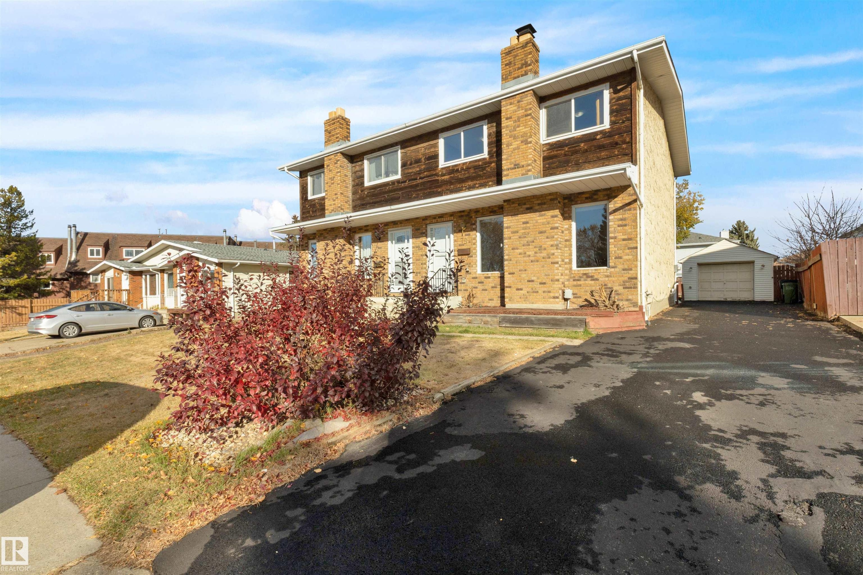 












75 GRAND MEADOW Crescent

,
Edmonton,




AB
T6L 1A3

