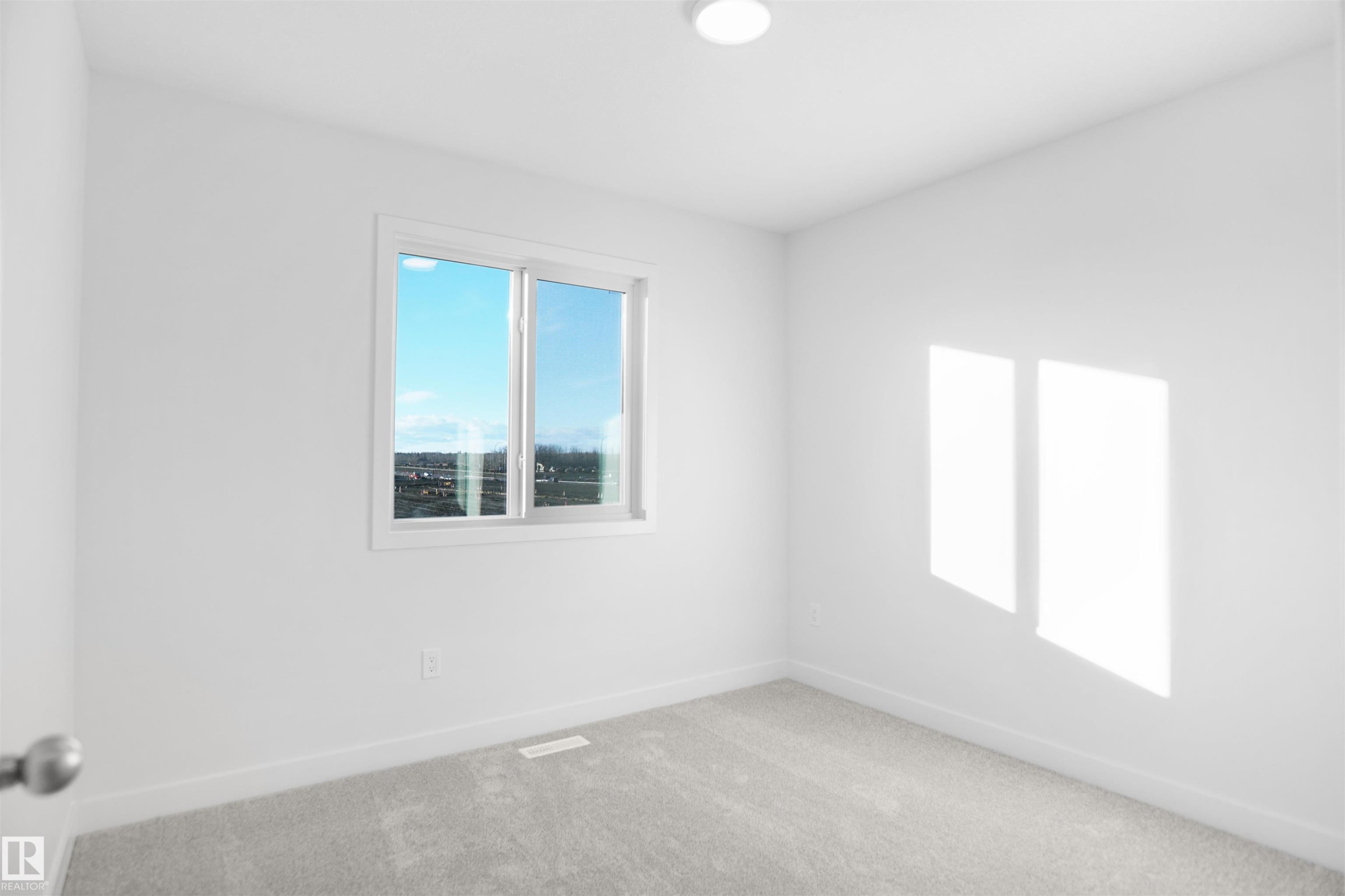 












18959 28 Avenue

,
Edmonton,




AB
T6M 3C4

