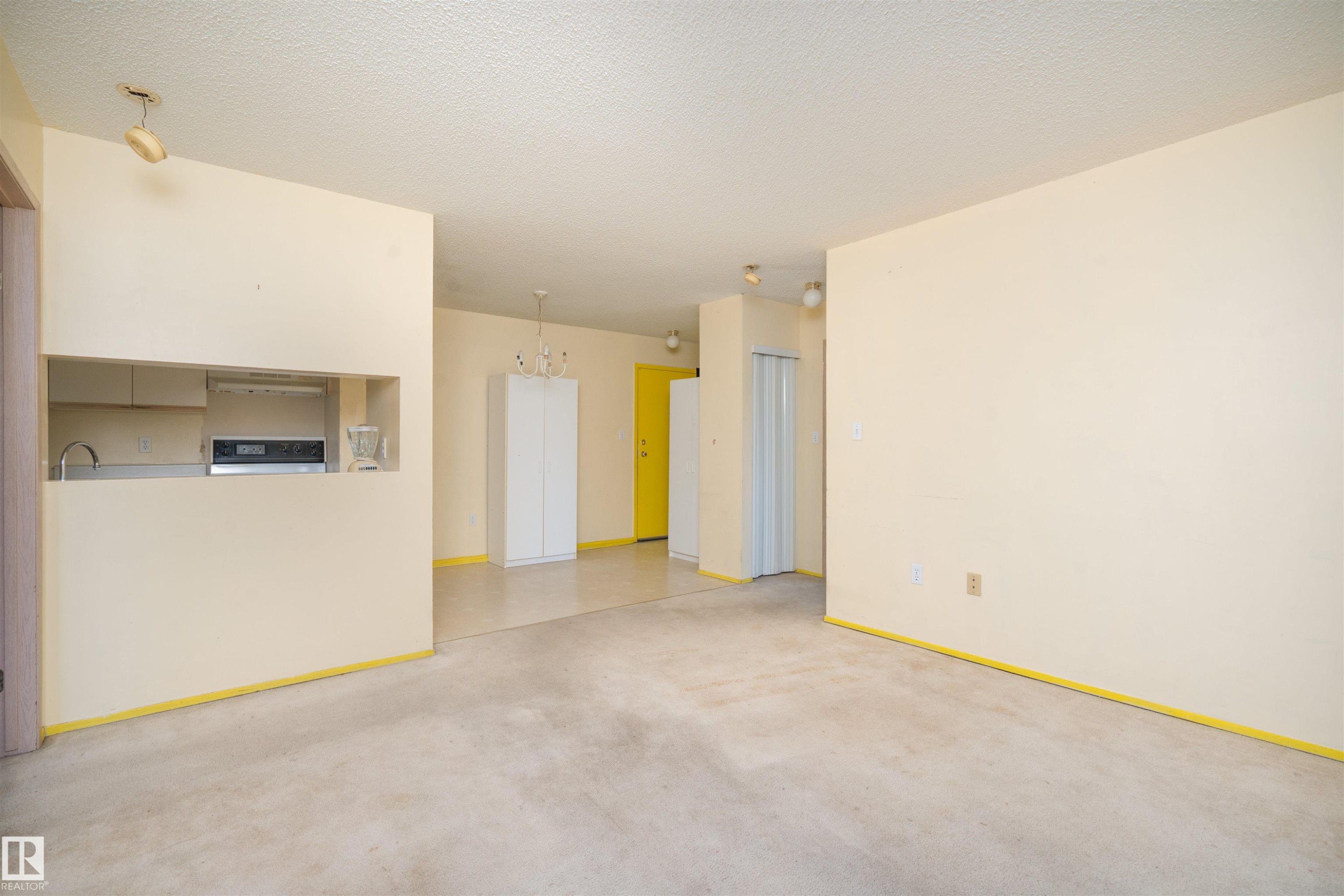 












108 2508 50 Street NW

,
Edmonton,




AB
T6L 6X9

