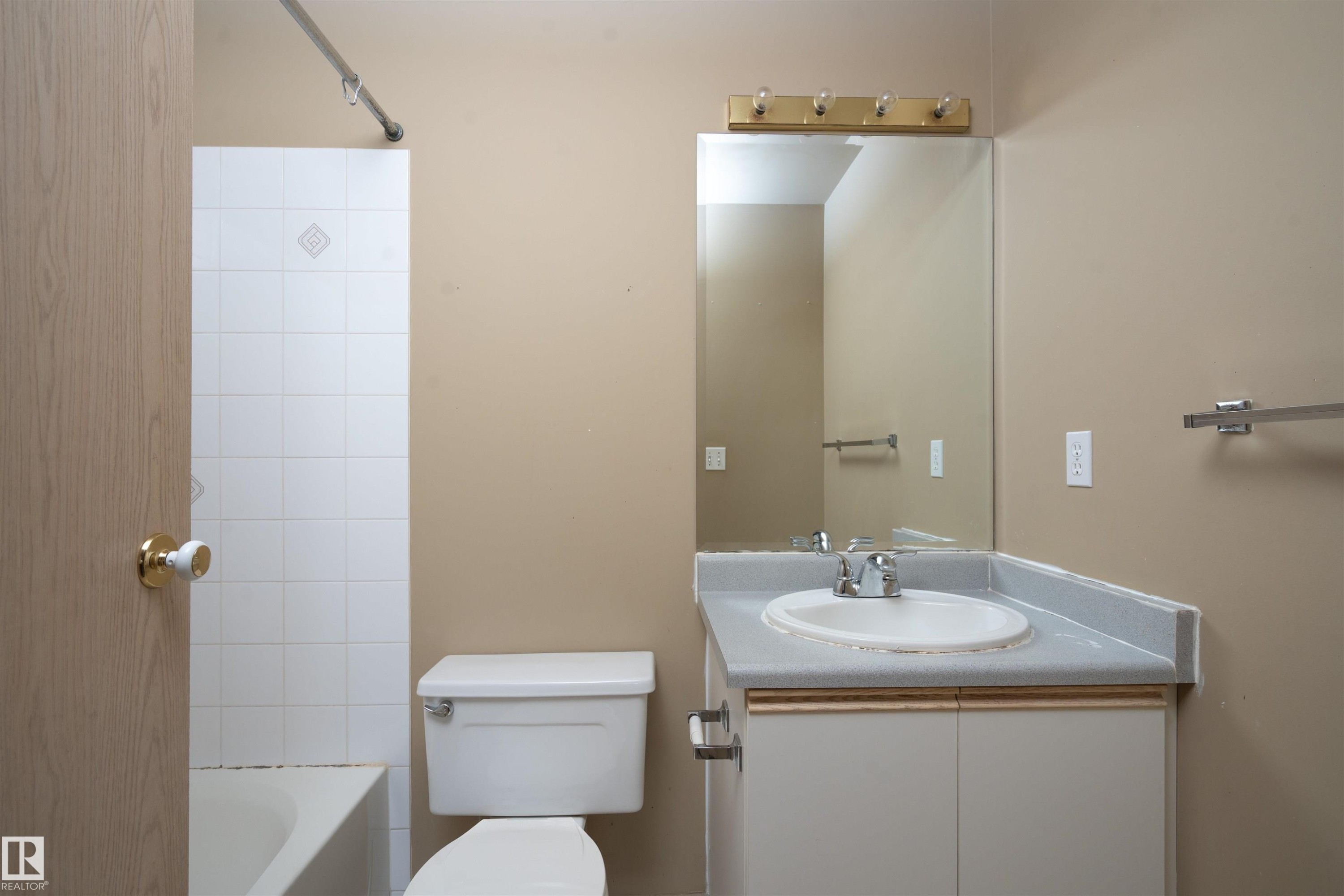 












108 2508 50 Street NW

,
Edmonton,




AB
T6L 6X9

