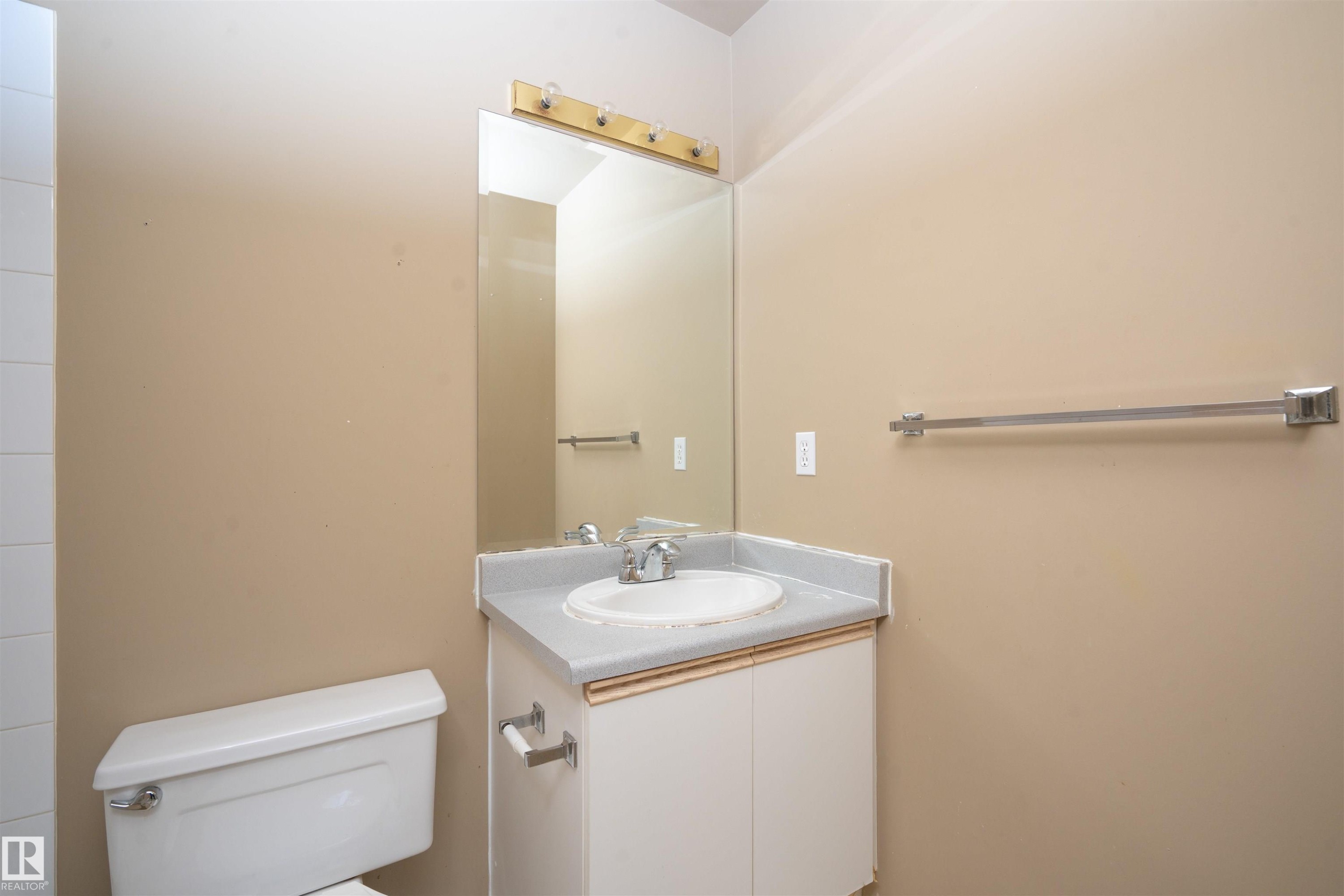 












108 2508 50 Street NW

,
Edmonton,




AB
T6L 6X9

