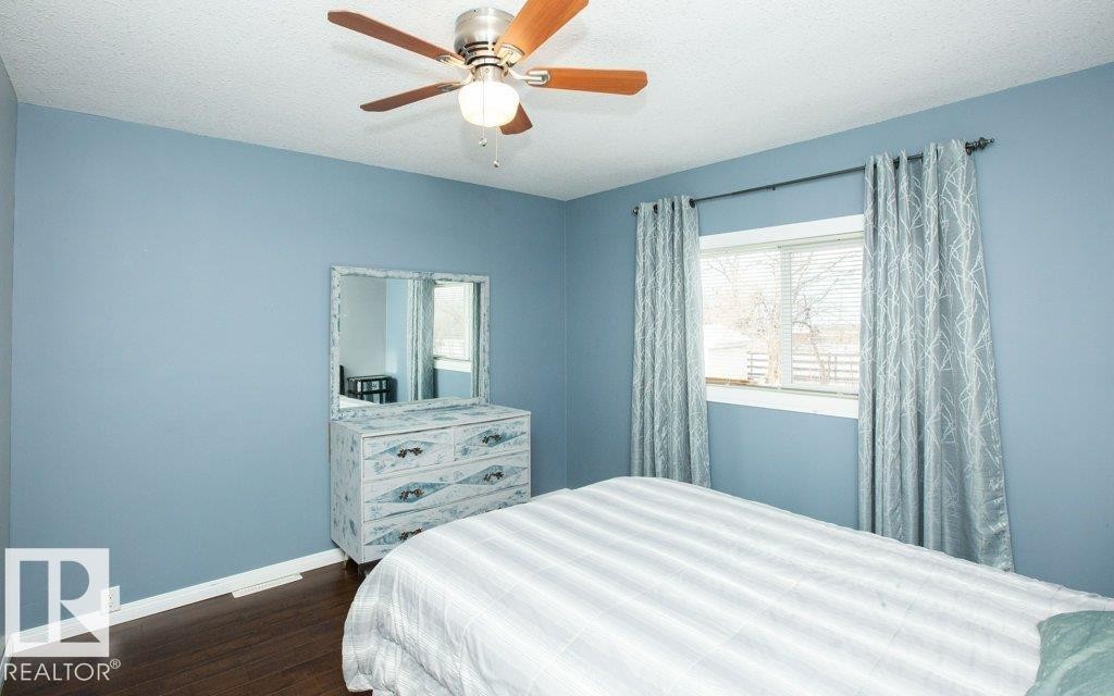 












1104 Hwy 18

,
Rural Westlock County,




AB
T7P 2P7

