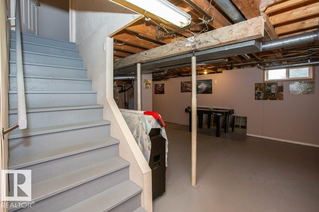 












1104 Hwy 18

,
Rural Westlock County,




AB
T7P 2P7

