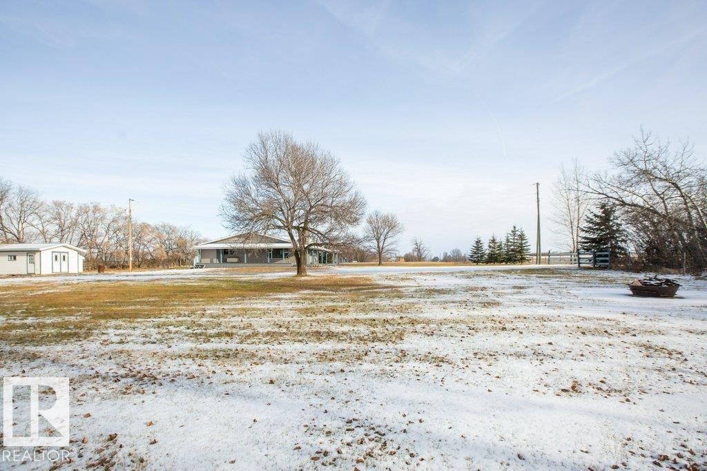 












1104 Hwy 18

,
Rural Westlock County,




AB
T7P 2P7

