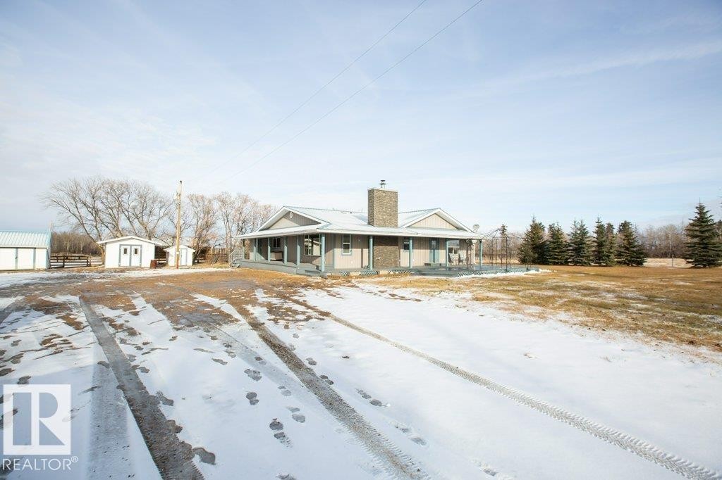 












1104 Hwy 18

,
Rural Westlock County,




AB
T7P 2P7

