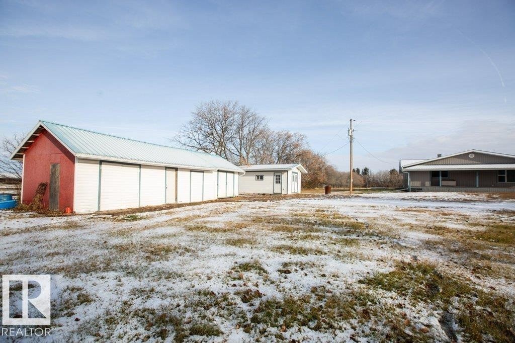 












1104 Hwy 18

,
Rural Westlock County,




AB
T7P 2P7

