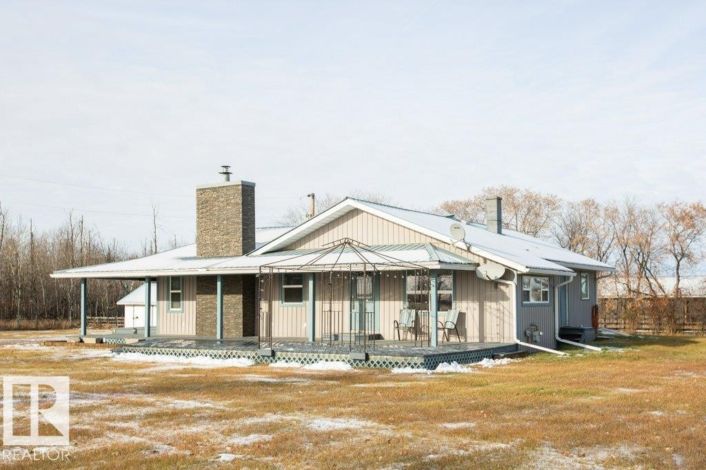 












1104 Hwy 18

,
Rural Westlock County,




AB
T7P 2P7

