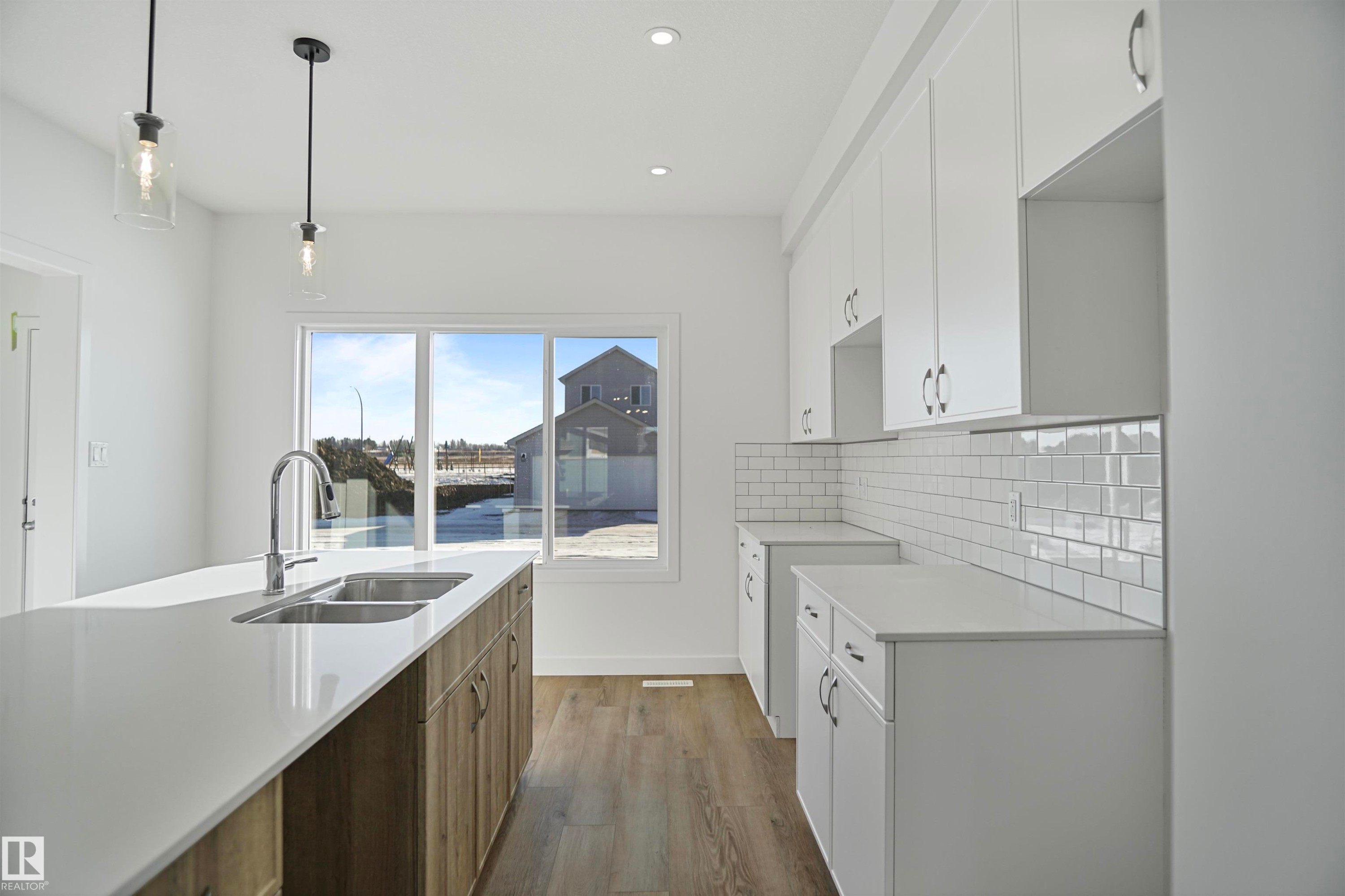 












1232 MCLEOD Avenue

,
Spruce Grove,




AB
T7X 2Z7

