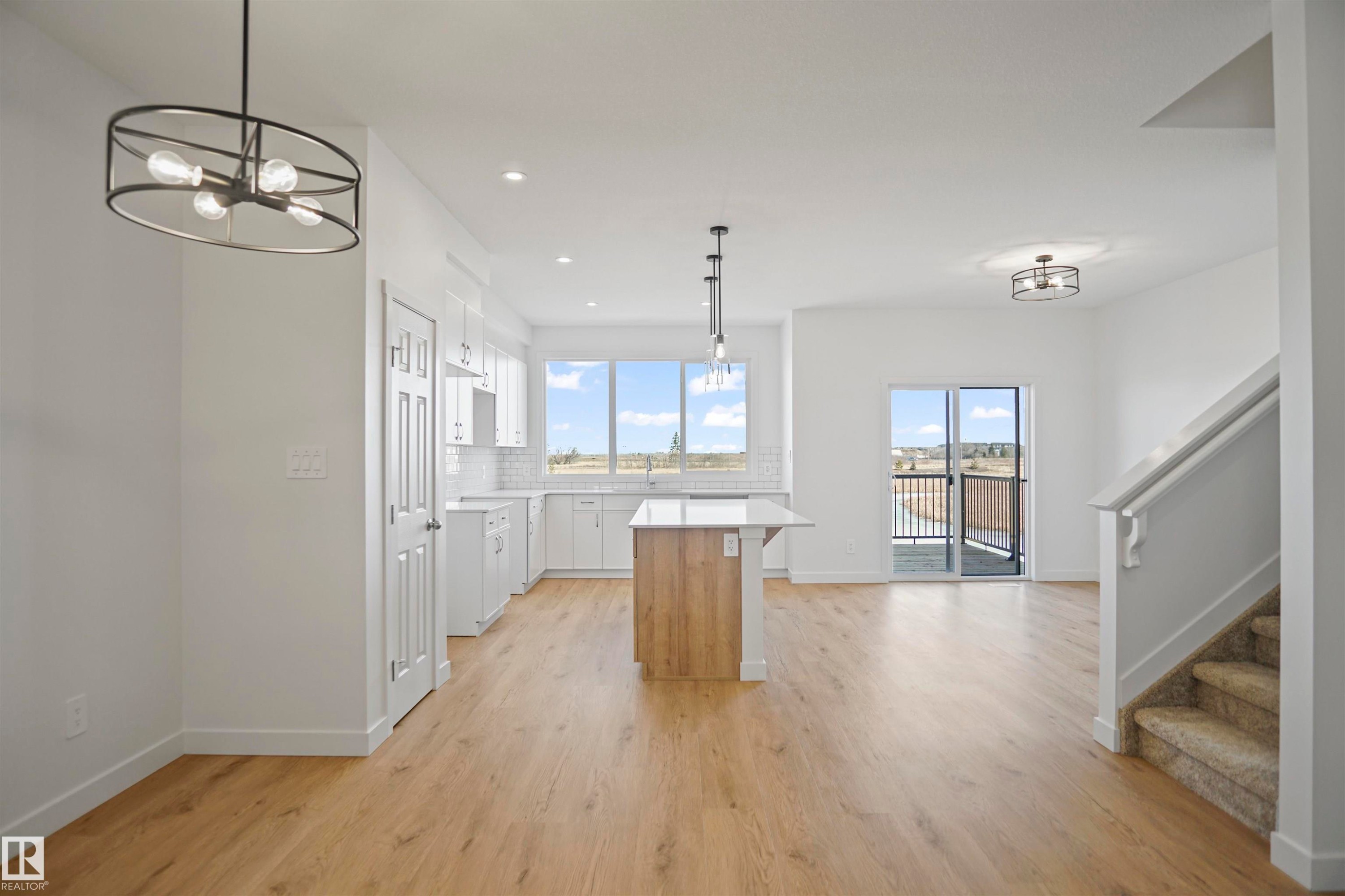 












1165 SOUTH CREEK Wynd

,
Stony Plain,




AB
T7Z 0P1

