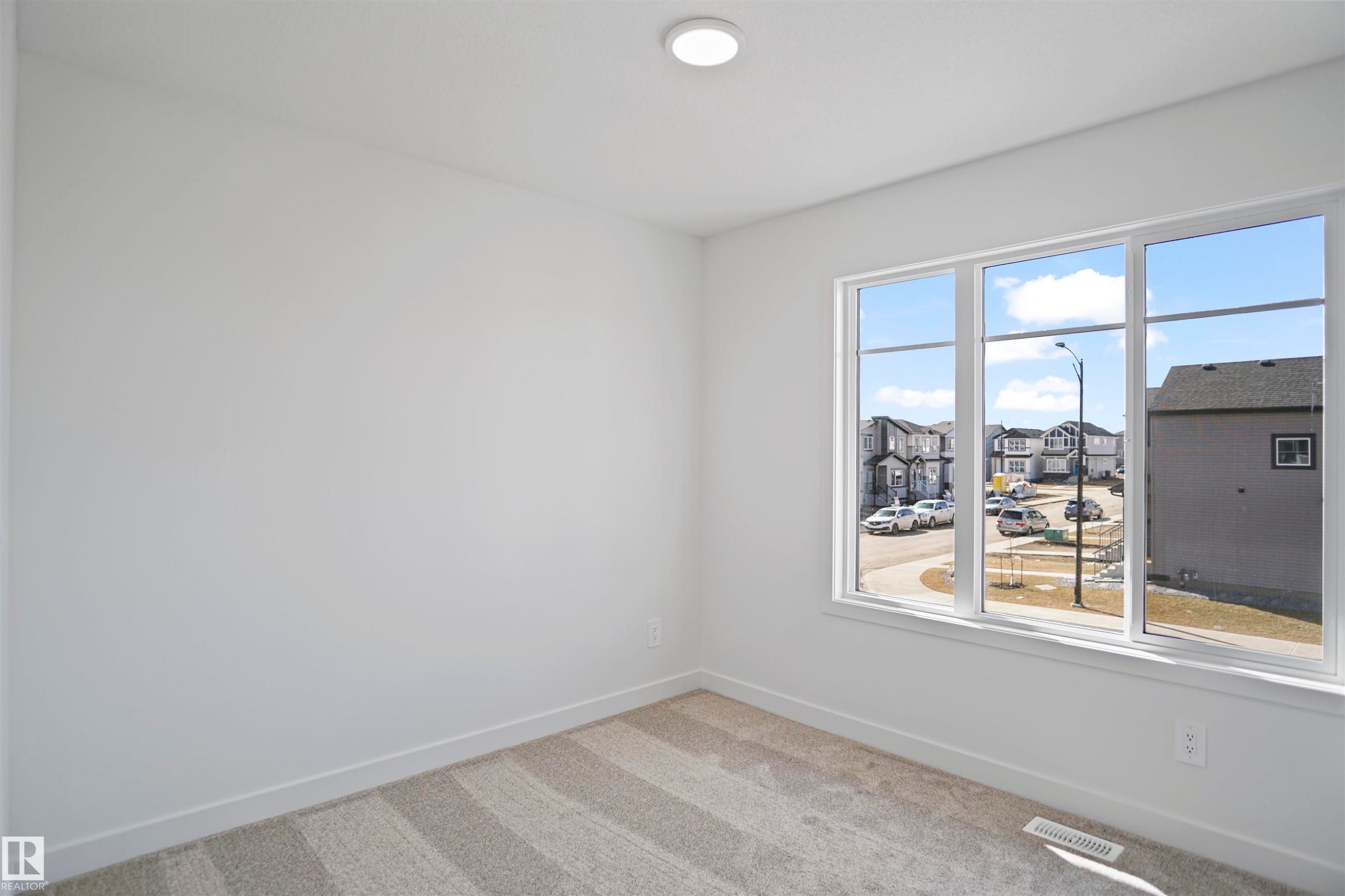 












1165 SOUTH CREEK Wynd

,
Stony Plain,




AB
T7Z 0P1

