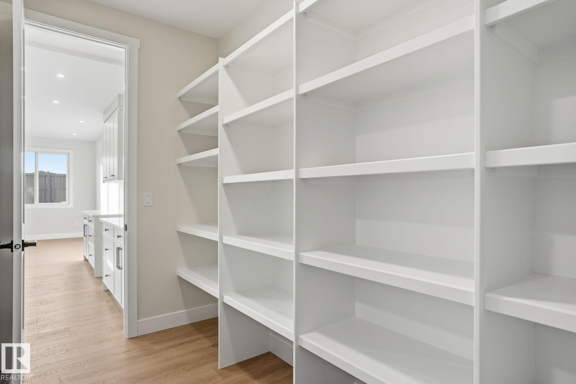 












721 ASTORIA Way

,
Devon,




AB
T9G 0M7

