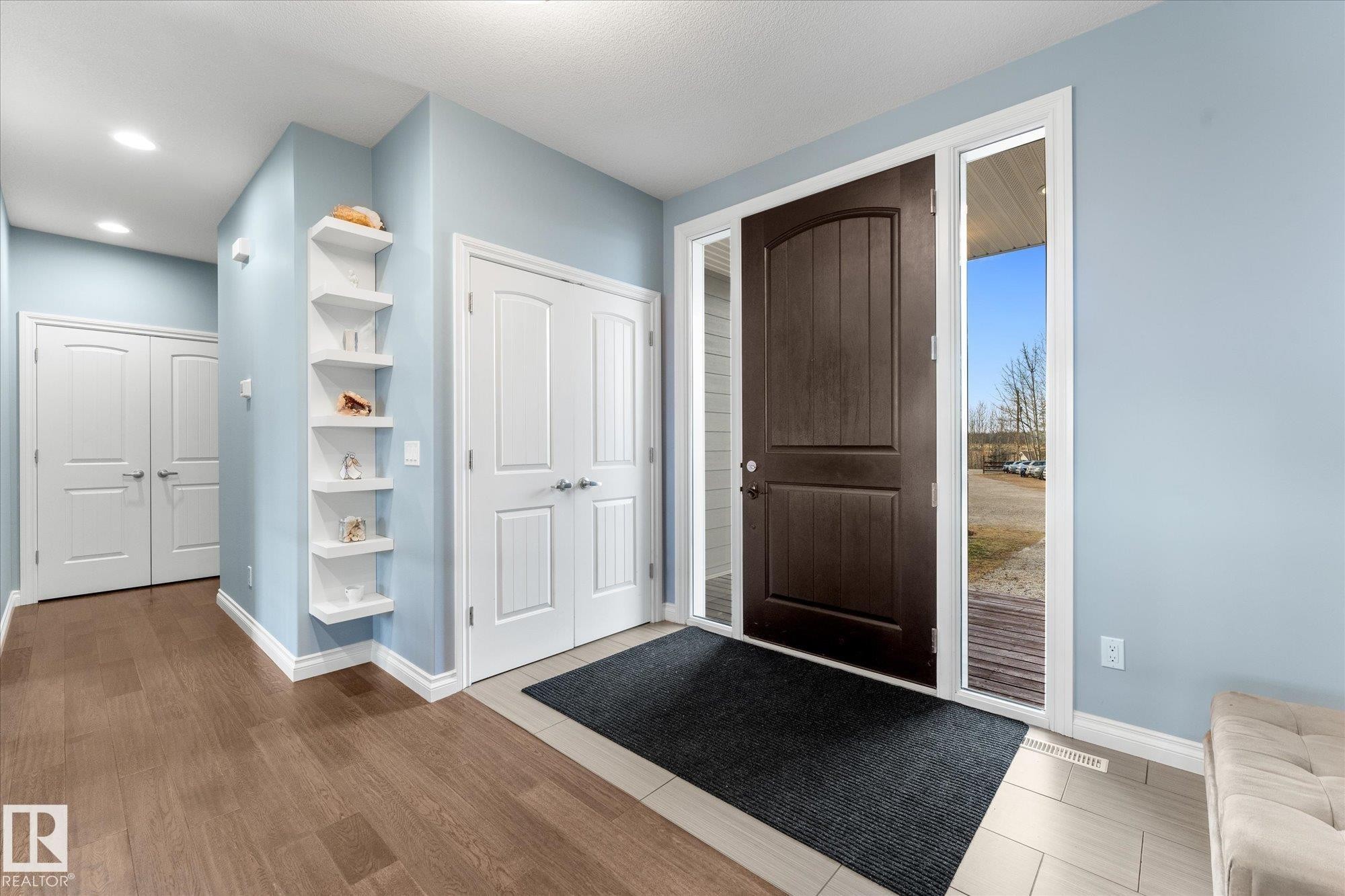 












102 3510 Ste. Anne Trail

,
Rural Lac Ste. Anne County,




AB
T0E 0A1

