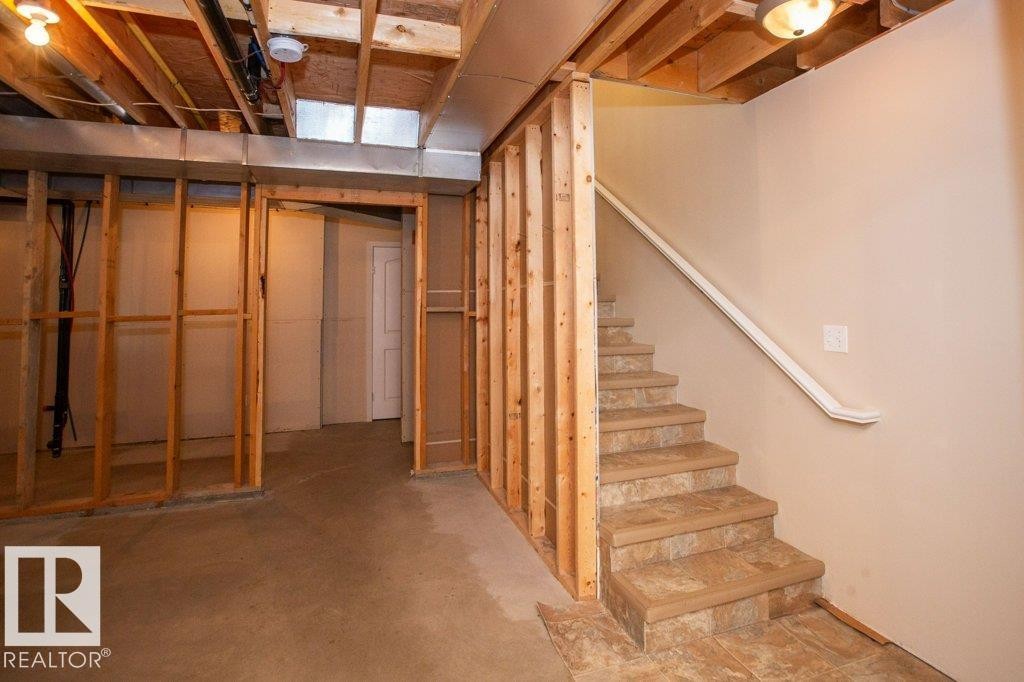 












11107 103 Street

,
Westlock,




AB
T7P 1G6

