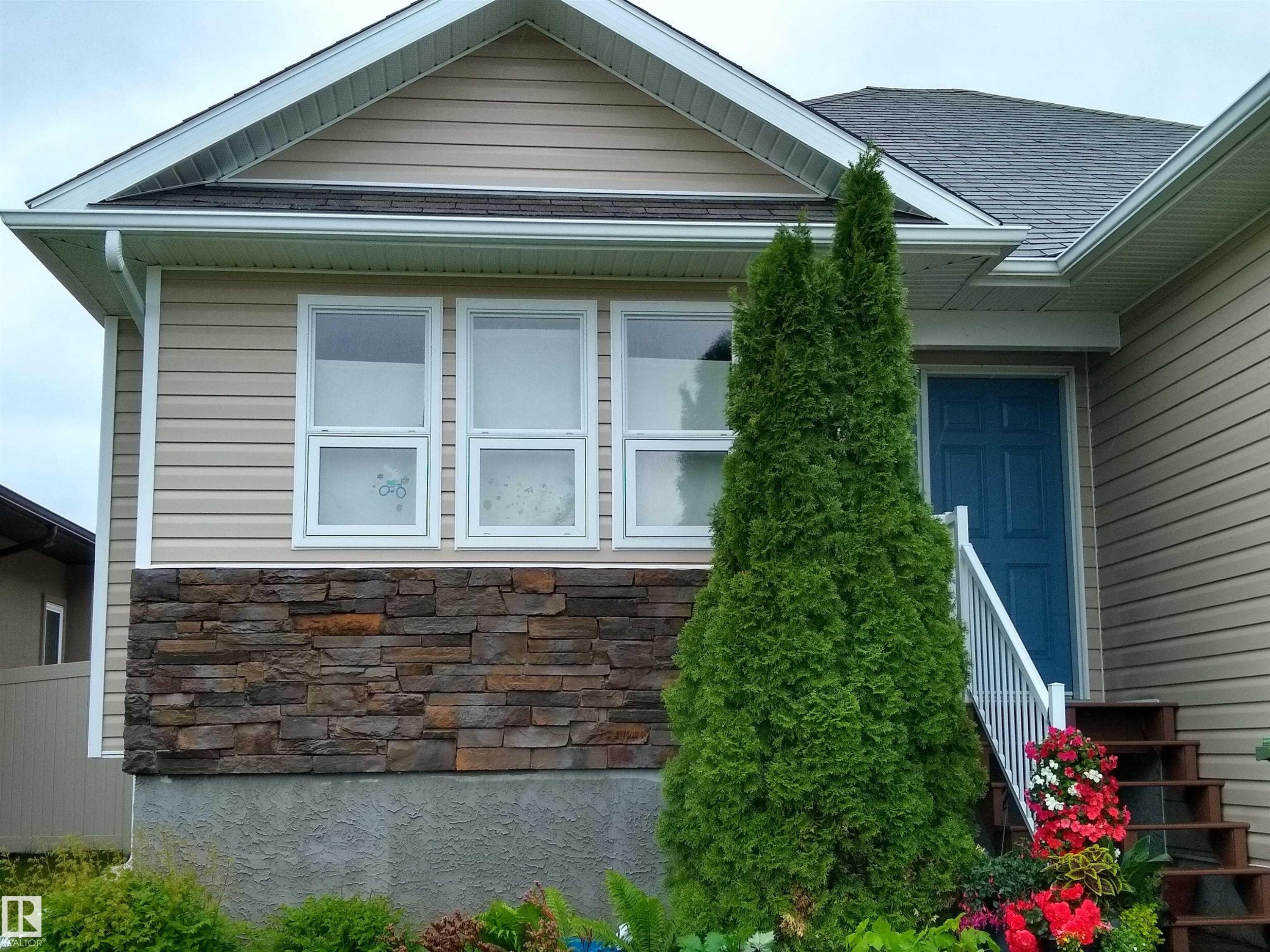 












11107 103 Street

,
Westlock,




AB
T7P 1G6

