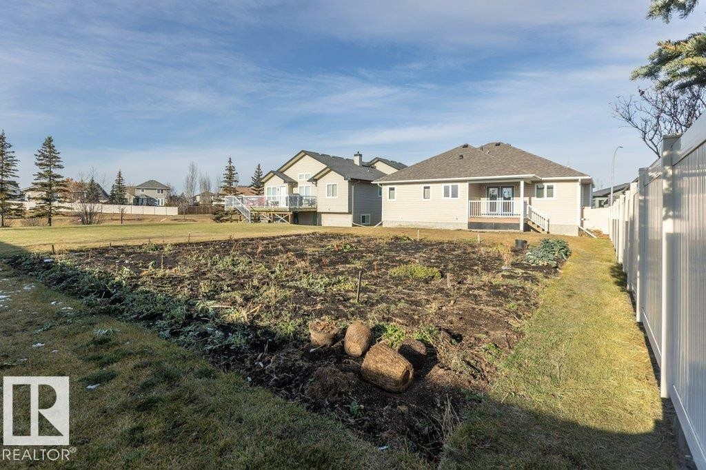 












11107 103 Street

,
Westlock,




AB
T7P 1G6

