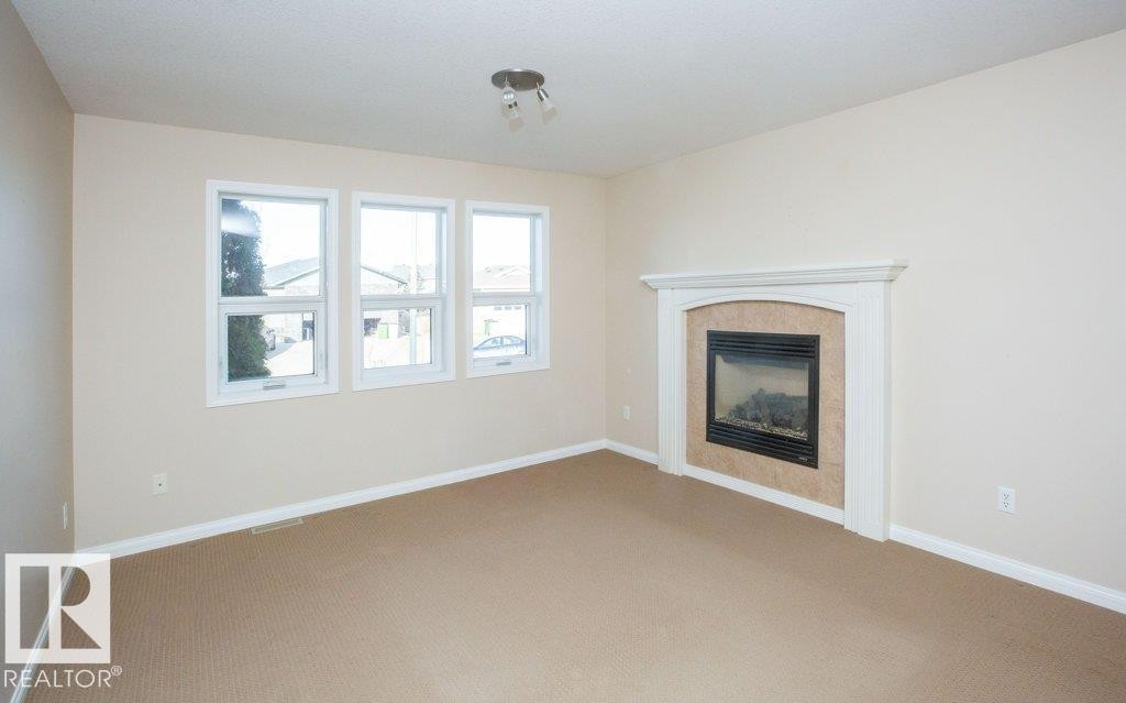 












11107 103 Street

,
Westlock,




AB
T7P 1G6

