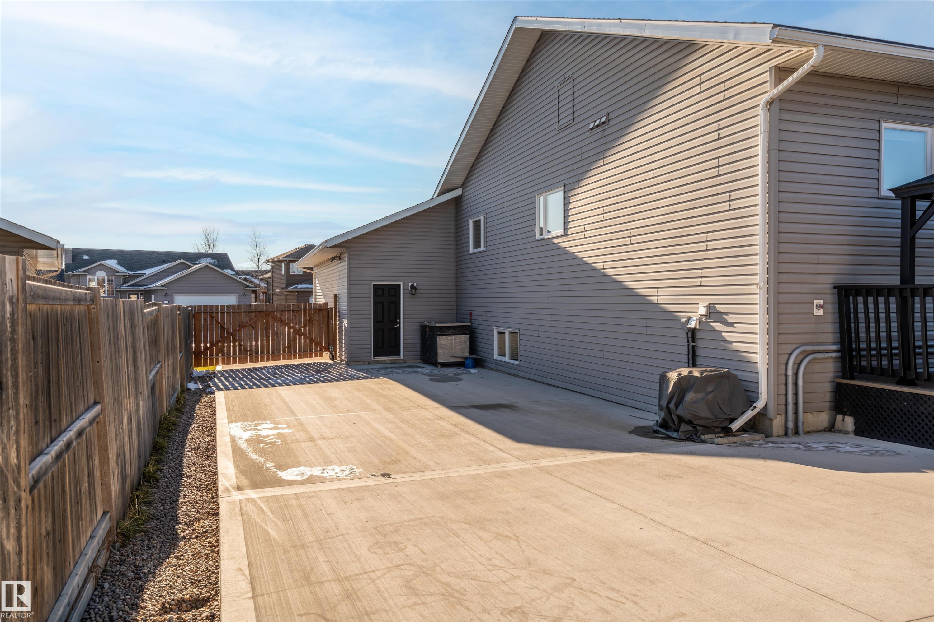 












4916 59 Avenue

,
Cold Lake,




AB
T9M 0C2

