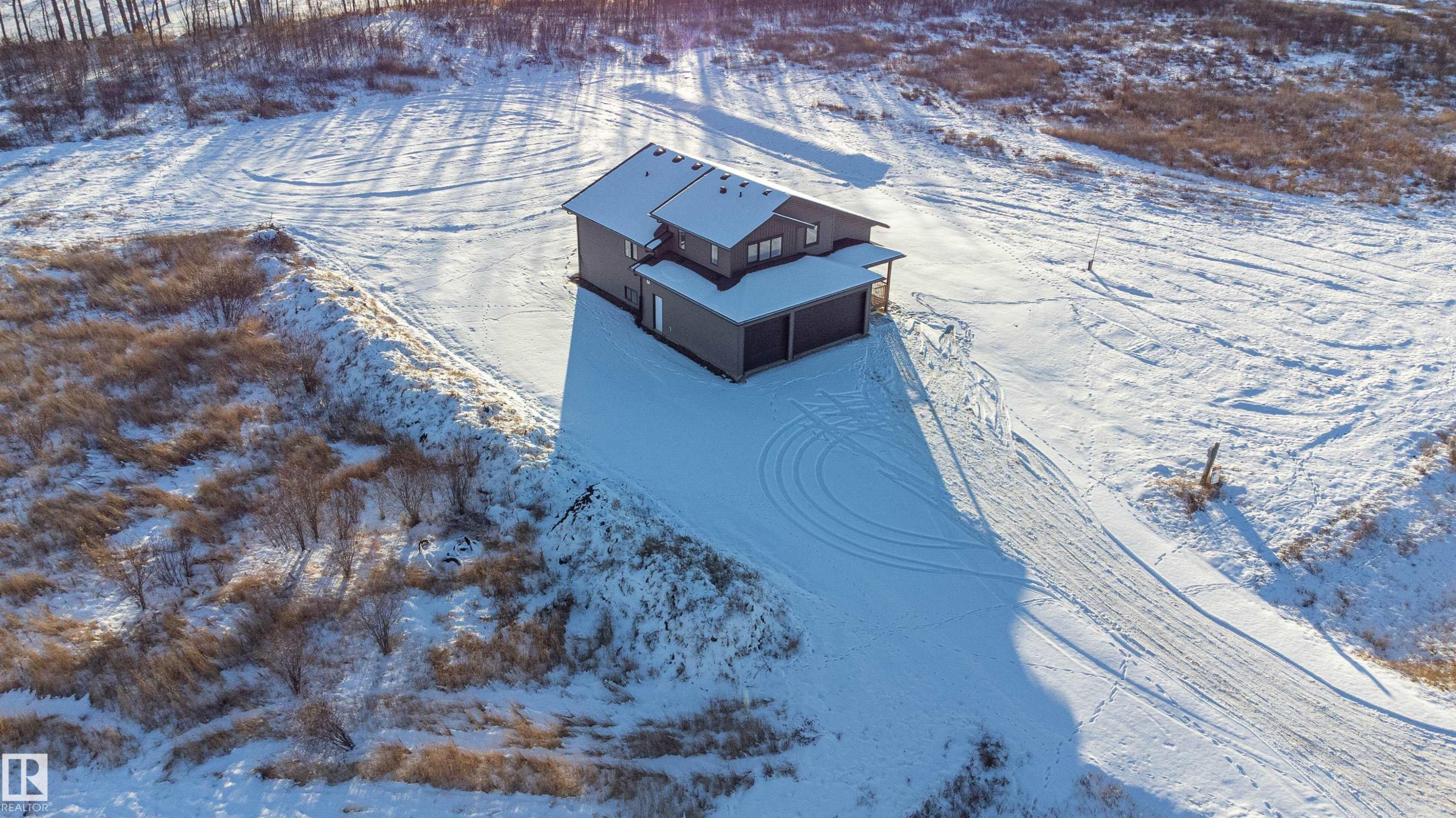 












113-62429 RR 420A

,
Rural Bonnyville M.D.,




AB
T9M 1P2

