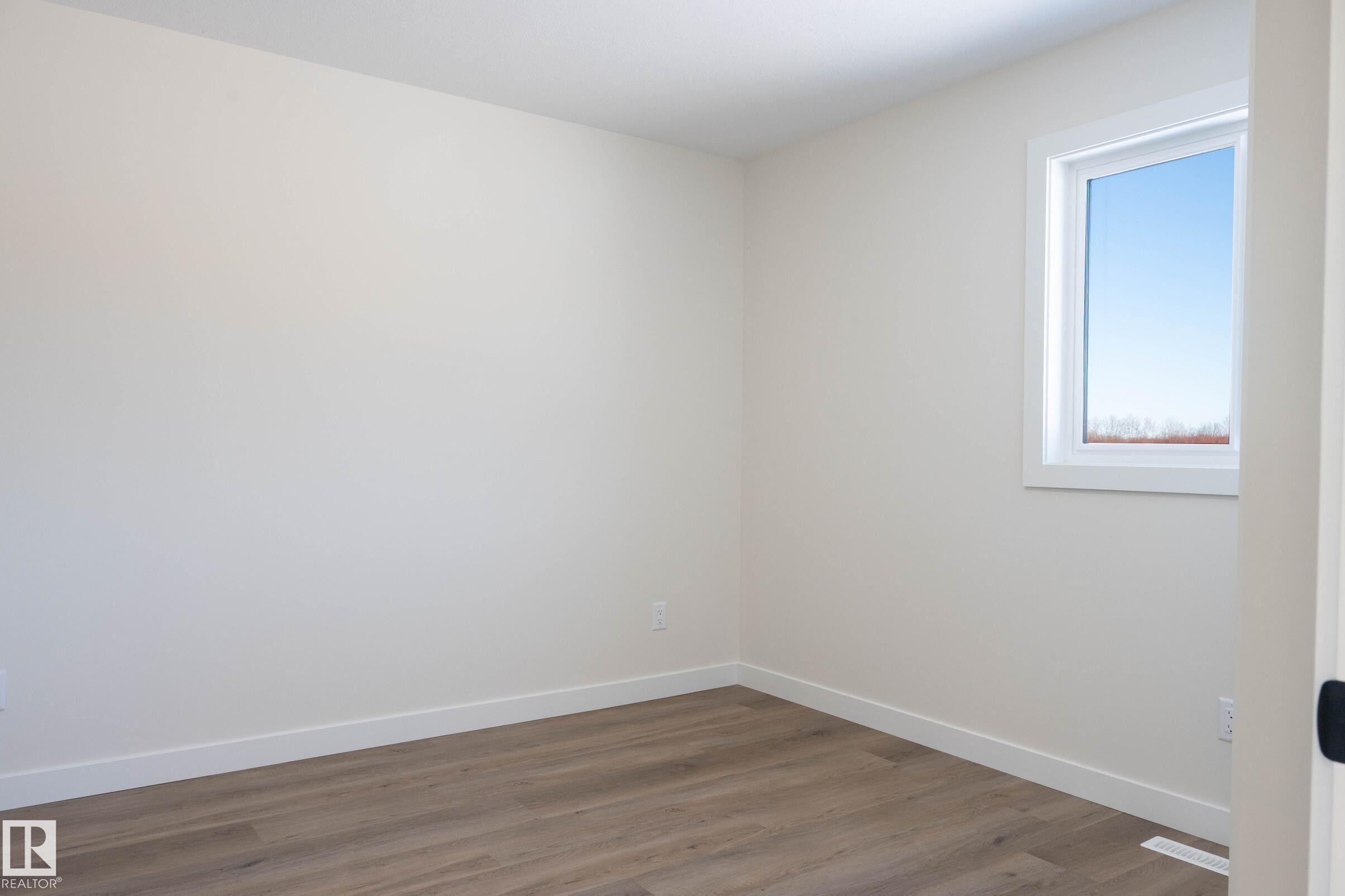 












113-62429 RR 420A

,
Rural Bonnyville M.D.,




AB
T9M 1P2

