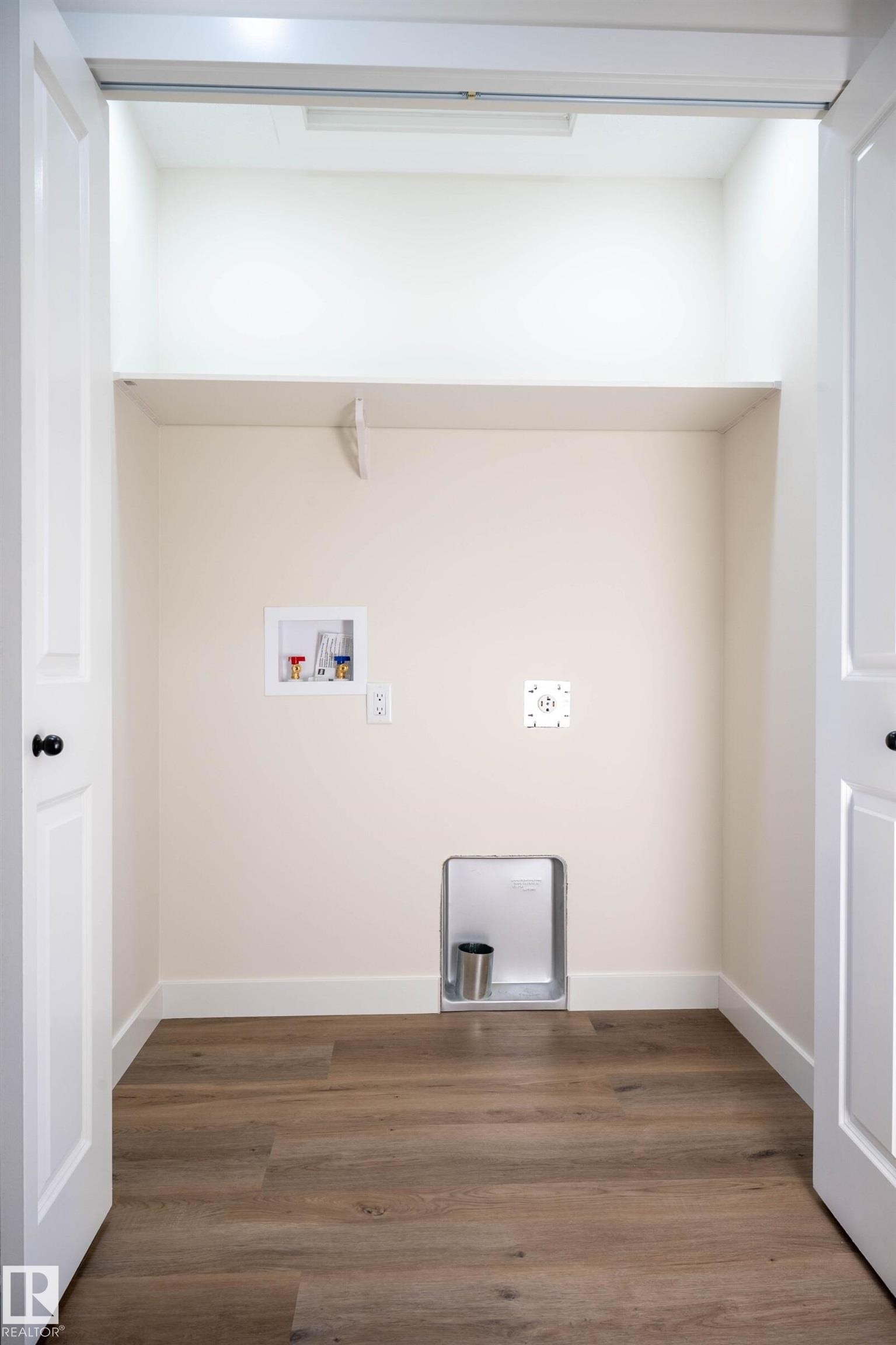 












113-62429 RR 420A

,
Rural Bonnyville M.D.,




AB
T9M 1P2

