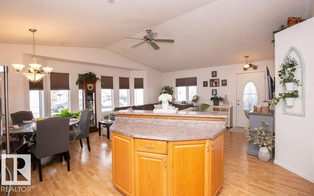 












4707 50 Street

,
Clyde,




AB
T0G 0P0

