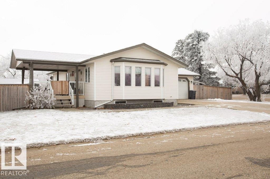












4707 50 Street

,
Clyde,




AB
T0G 0P0

