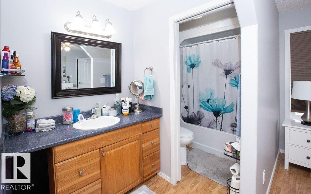 












4707 50 Street

,
Clyde,




AB
T0G 0P0

