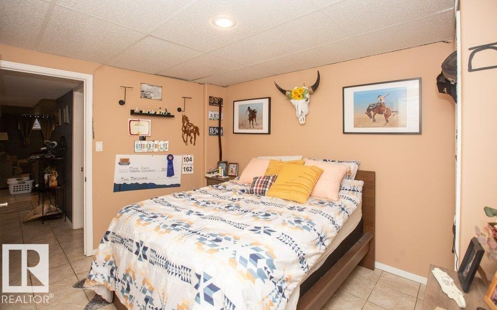 












4707 50 Street

,
Clyde,




AB
T0G 0P0

