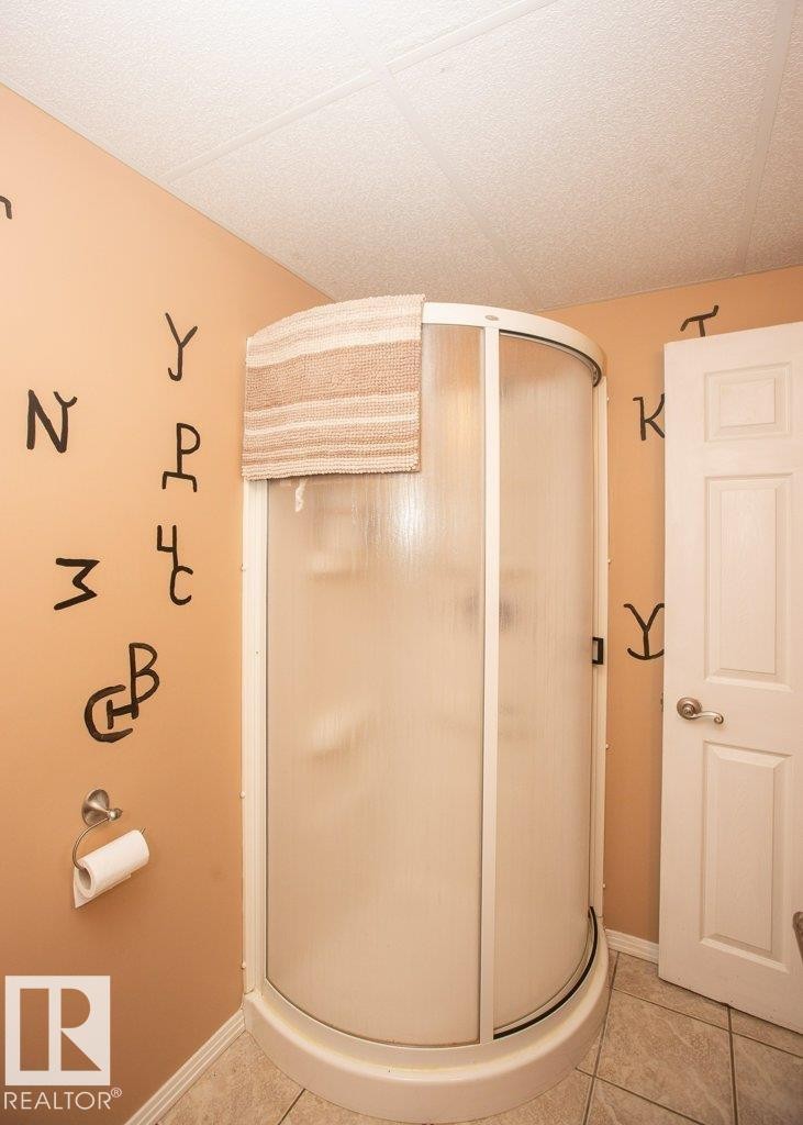 












4707 50 Street

,
Clyde,




AB
T0G 0P0

