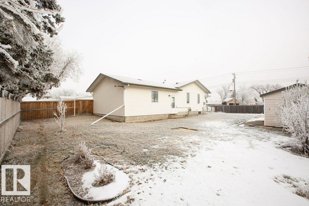 












4707 50 Street

,
Clyde,




AB
T0G 0P0

