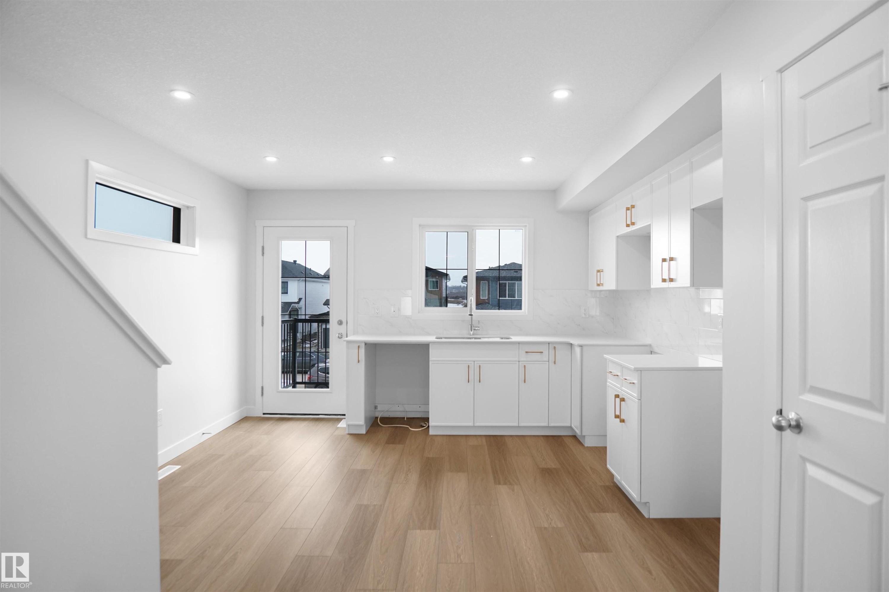 












639 176 Avenue

,
Edmonton,




AB
T5Y 4G1

