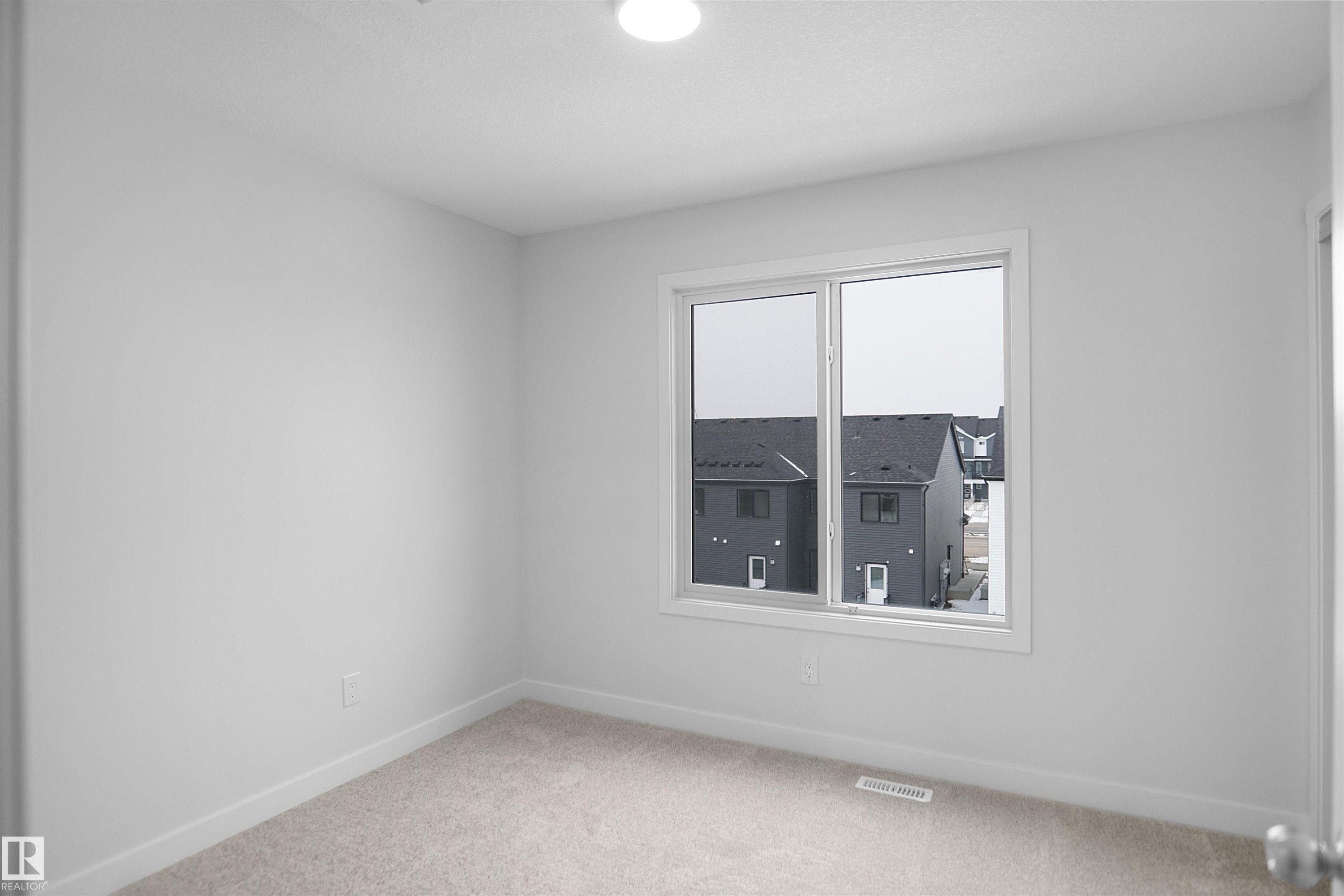 












639 176 Avenue

,
Edmonton,




AB
T5Y 4G1

