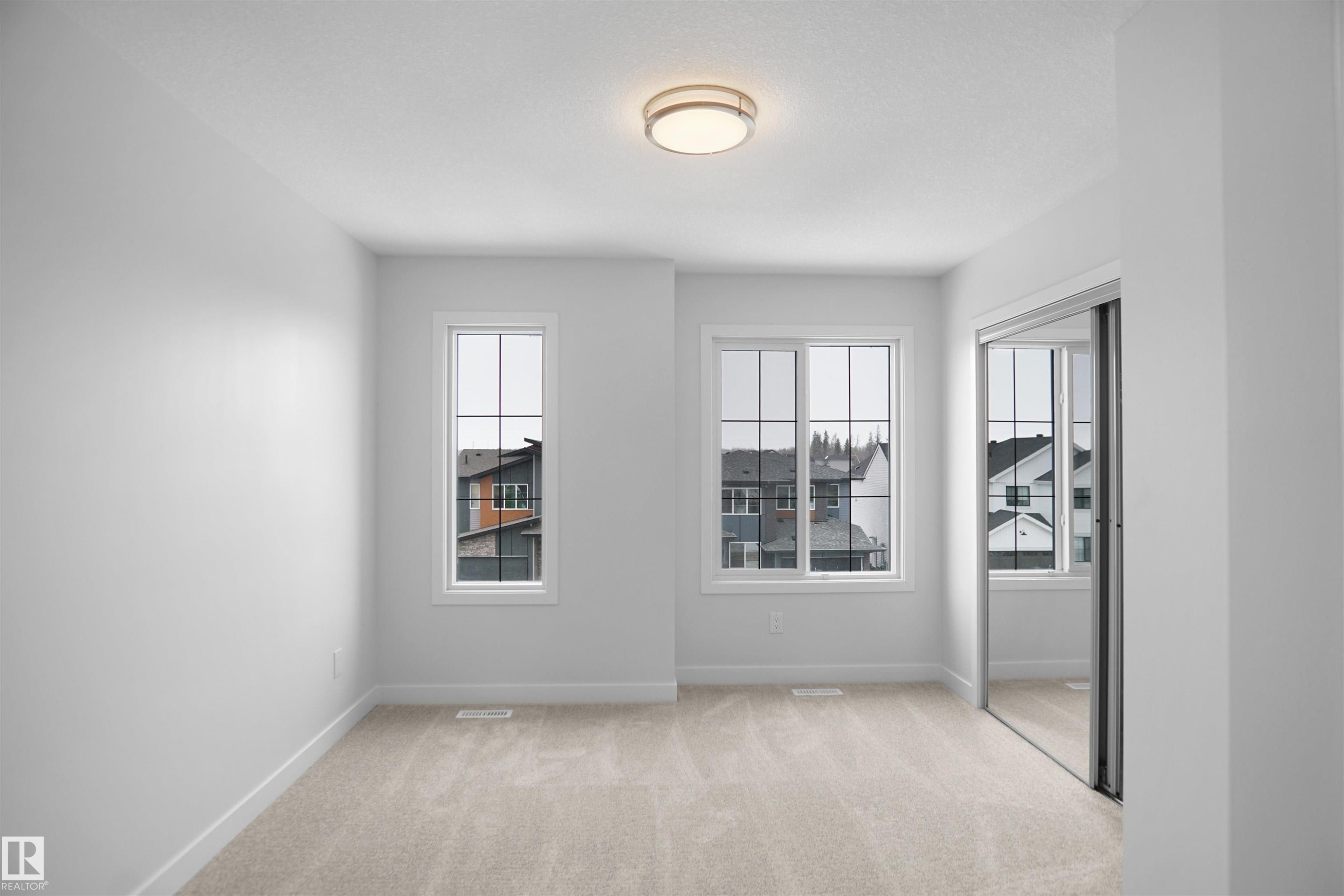 












639 176 Avenue

,
Edmonton,




AB
T5Y 4G1

