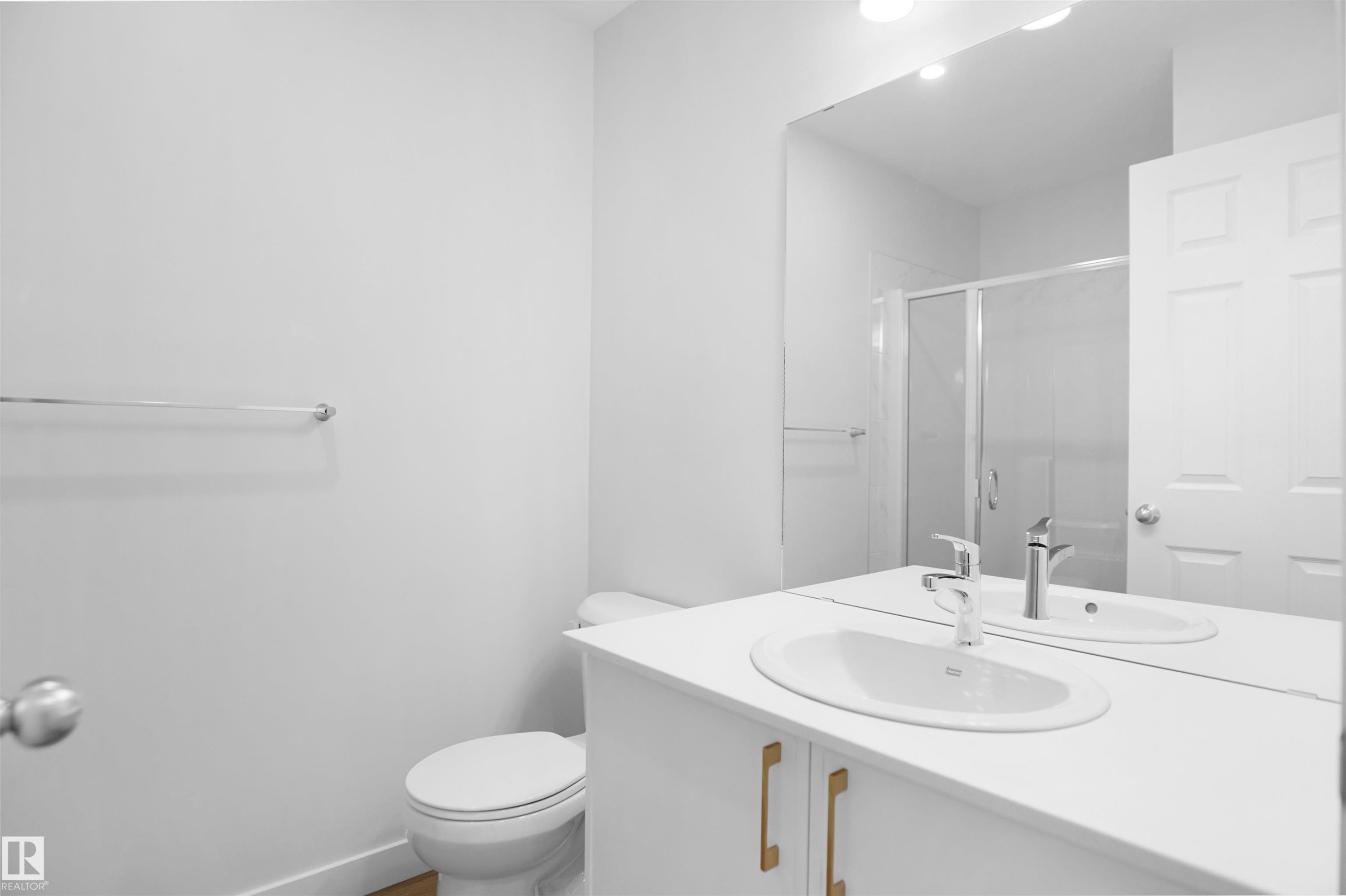 












639 176 Avenue

,
Edmonton,




AB
T5Y 4G1

