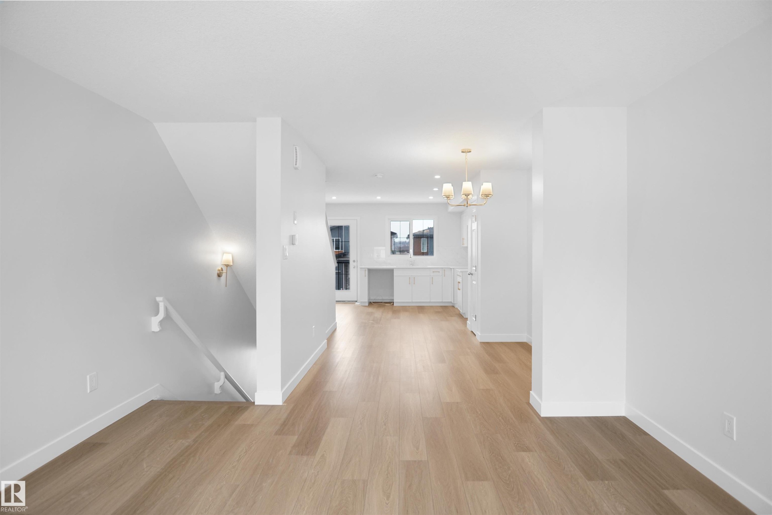 












639 176 Avenue

,
Edmonton,




AB
T5Y 4G1

