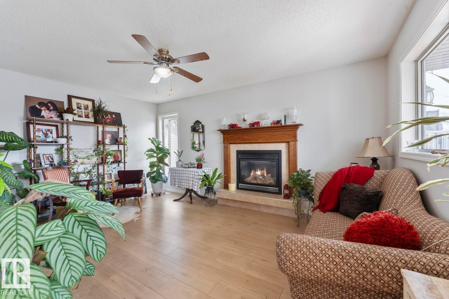 












2614 6A Avenue

,
Cold Lake,




AB
T9M 2C7

