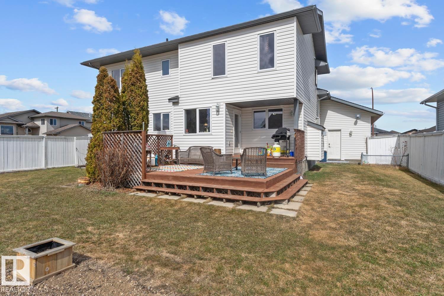 












2614 6A Avenue

,
Cold Lake,




AB
T9M 2C7

