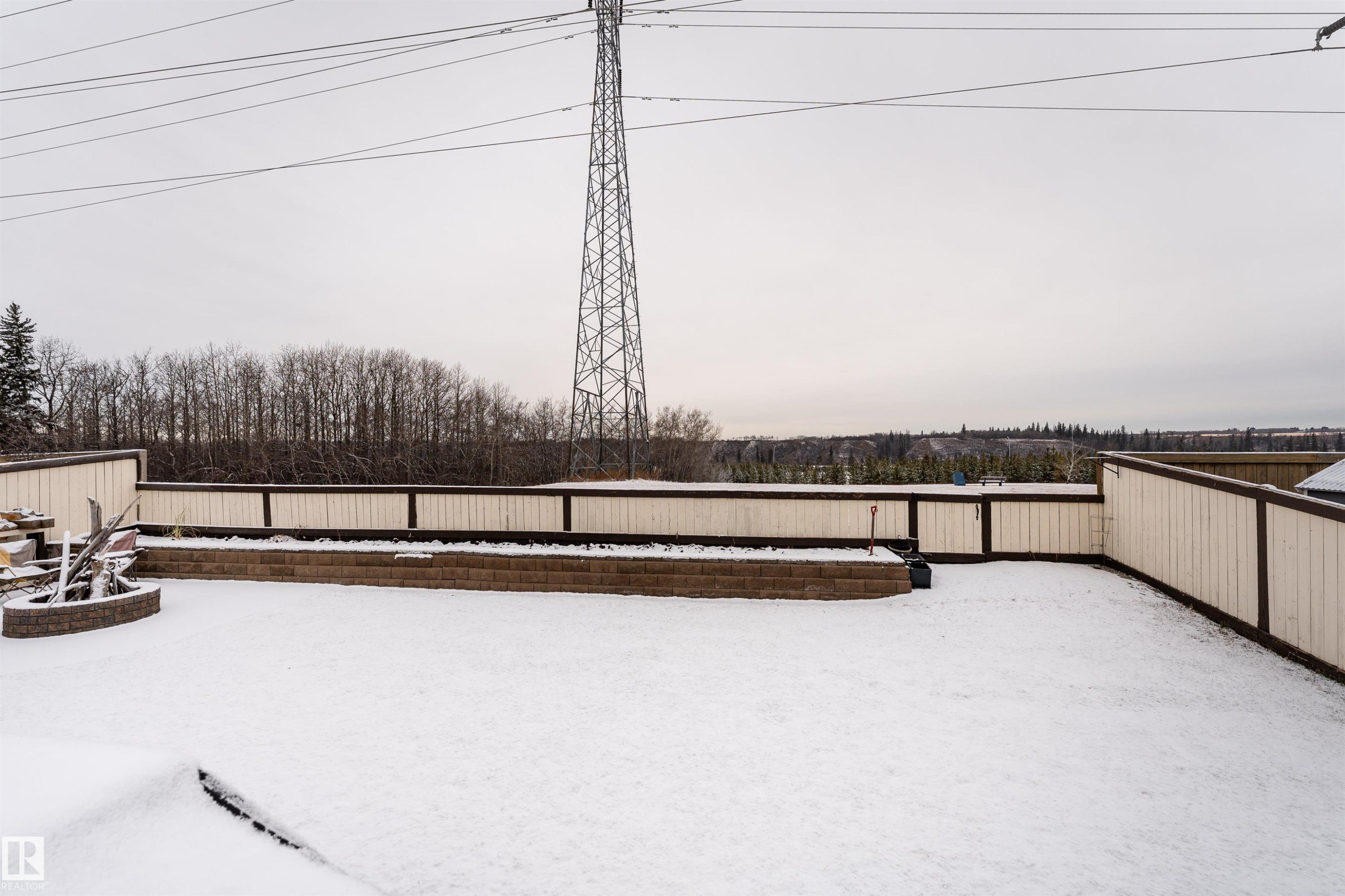 












22 VALE Terrace

,
Fort Saskatchewan,




AB
T8L 0B1

