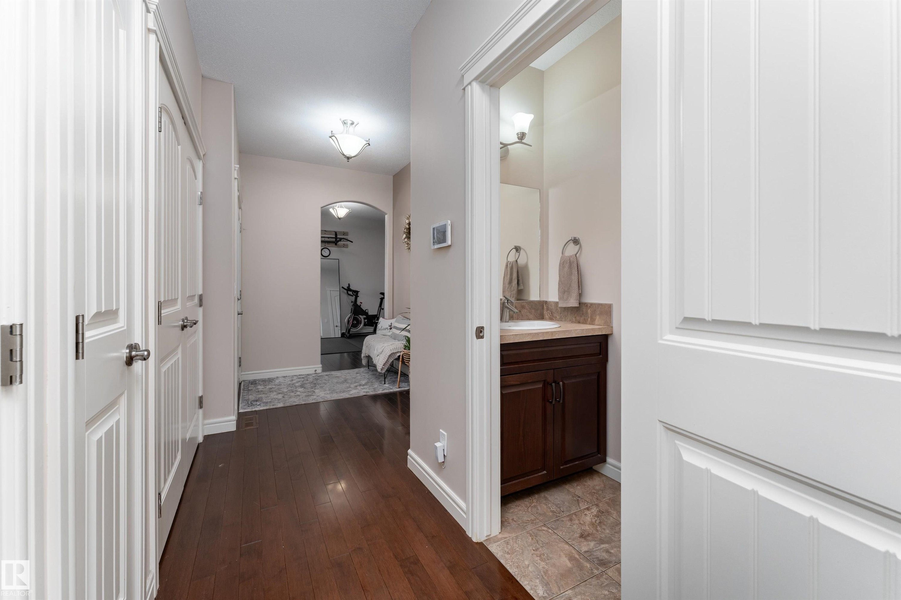 












22 VALE Terrace

,
Fort Saskatchewan,




AB
T8L 0B1

