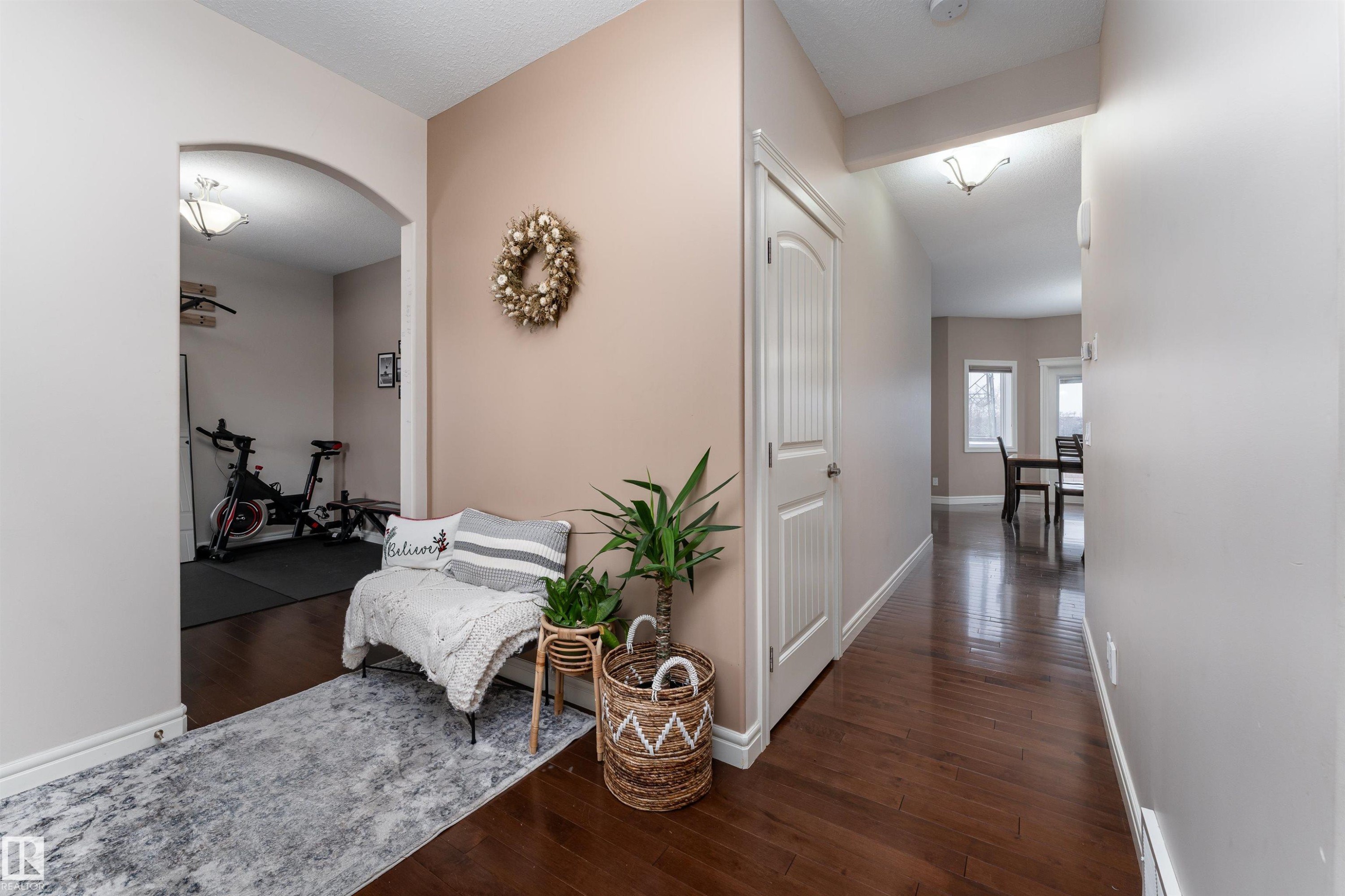 












22 VALE Terrace

,
Fort Saskatchewan,




AB
T8L 0B1

